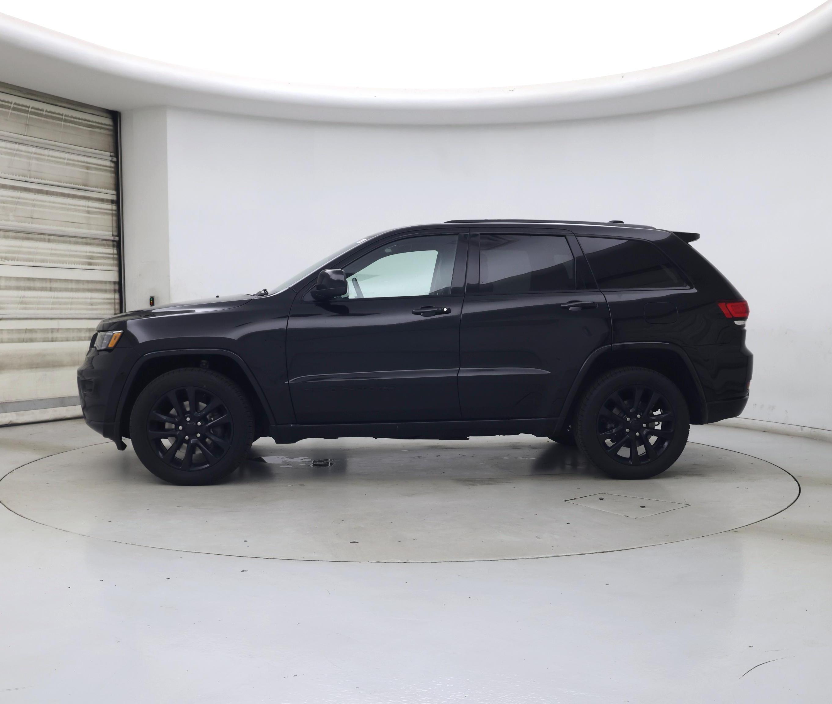 Thumbnail: 2021 Jeep Grand Cherokee - 3