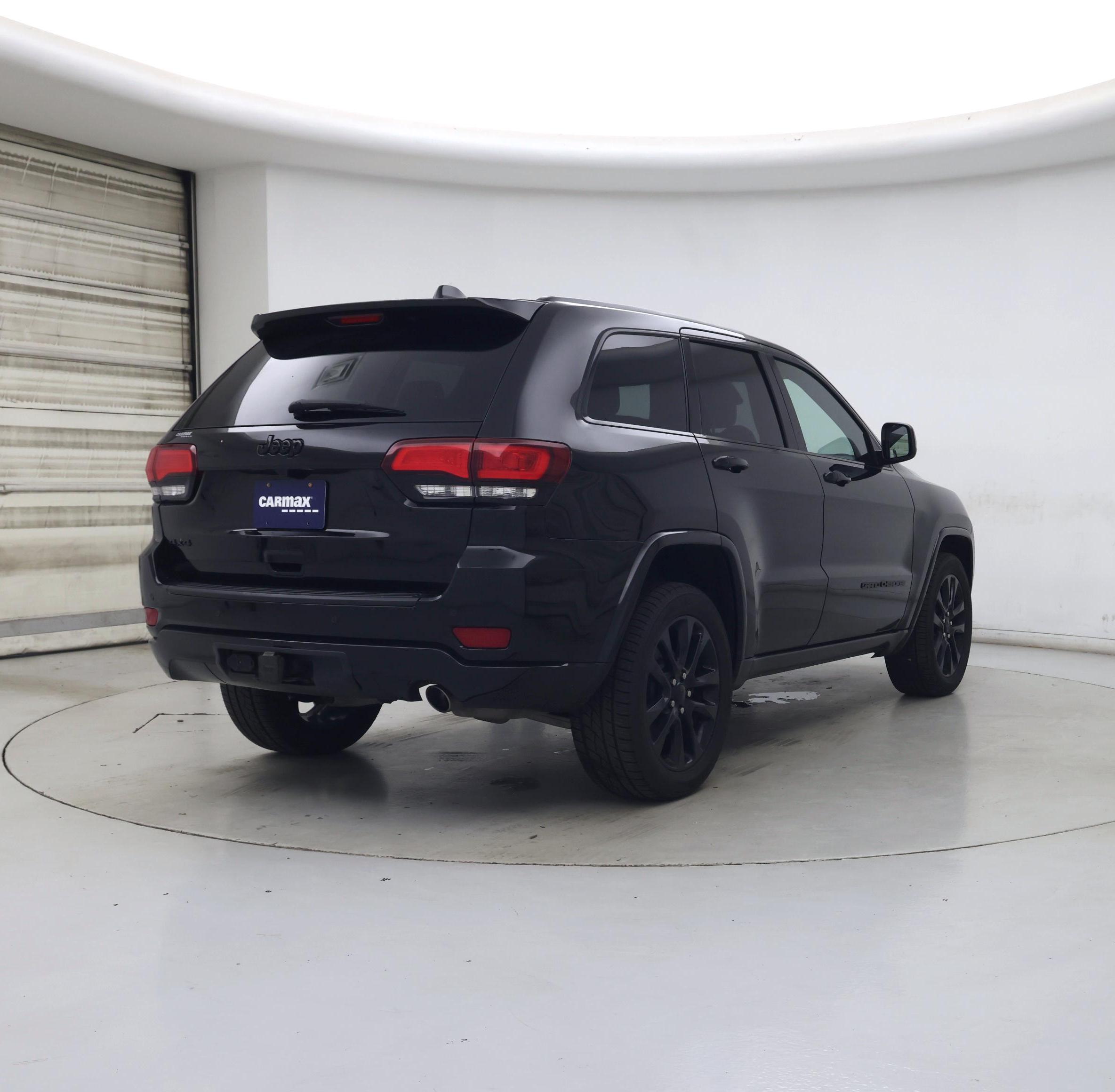 Thumbnail: 2021 Jeep Grand Cherokee - 8