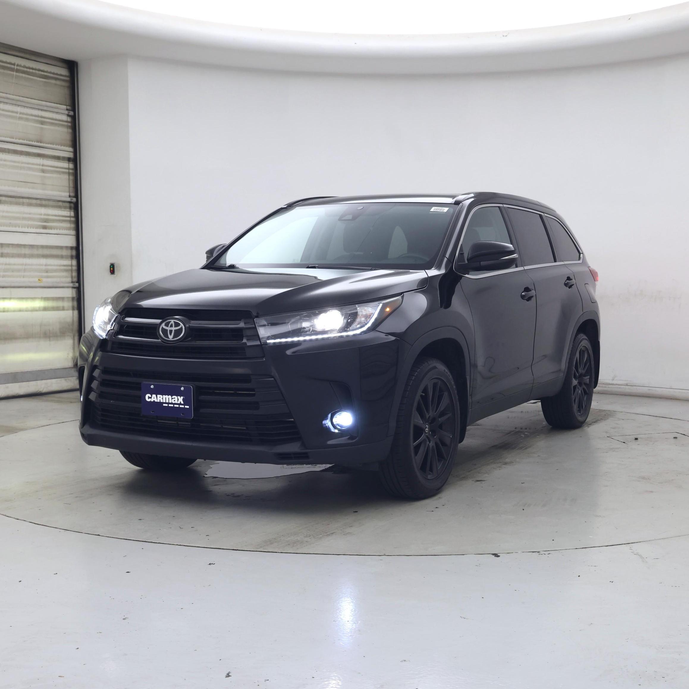 Thumbnail: 2019 Toyota Highlander - 4