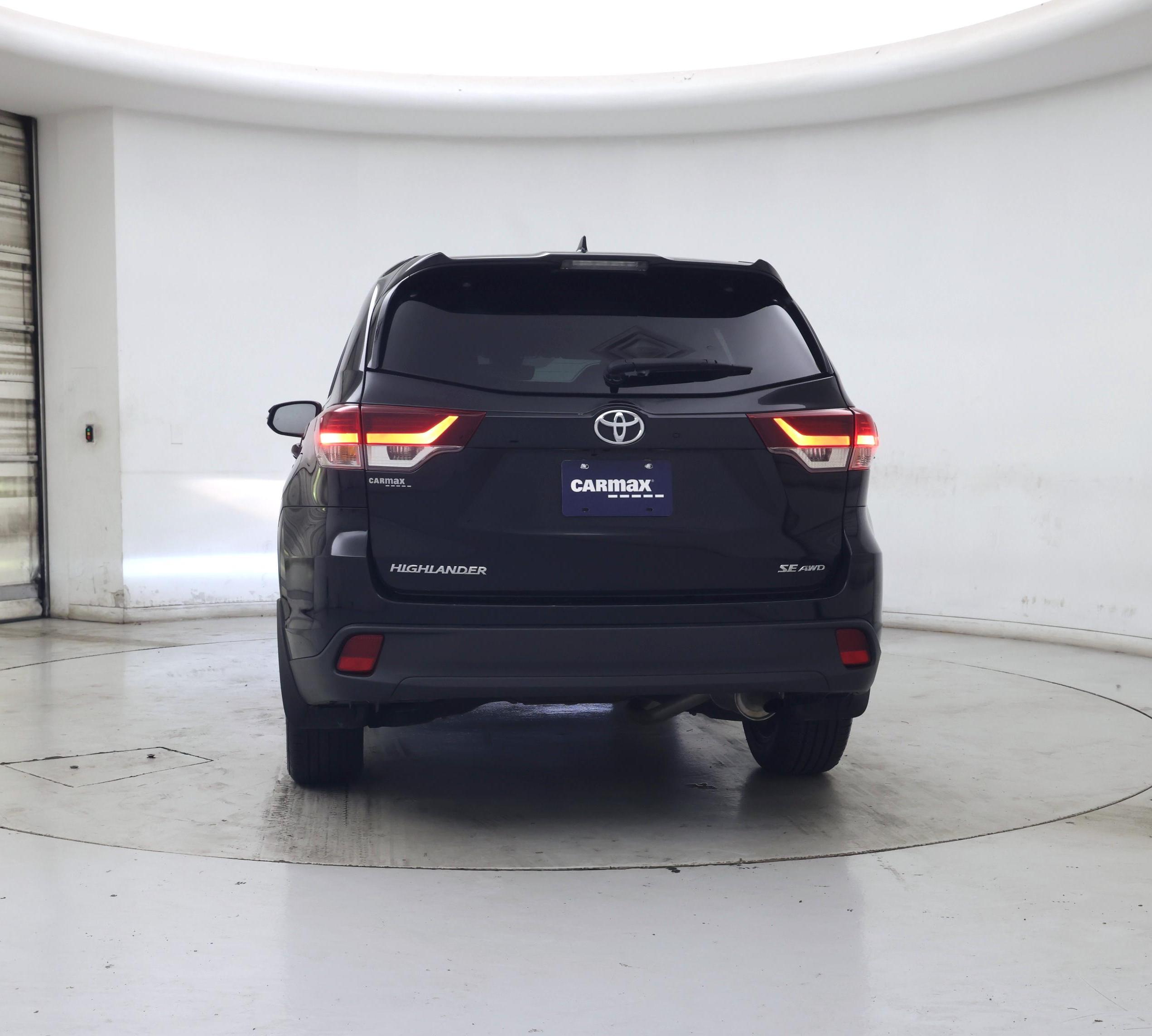 Thumbnail: 2019 Toyota Highlander - 6