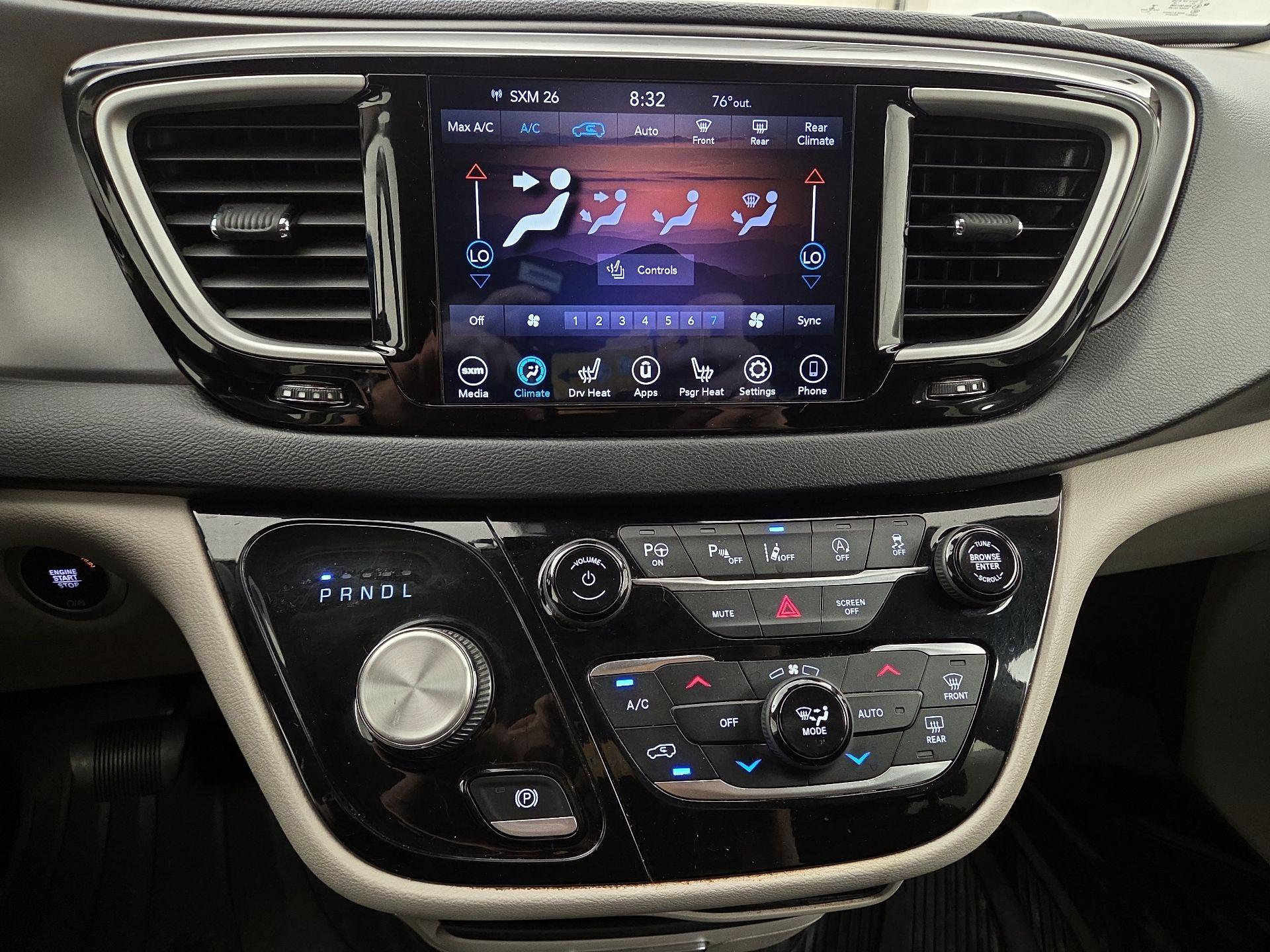 Thumbnail: 2020 Chrysler Pacifica - 16