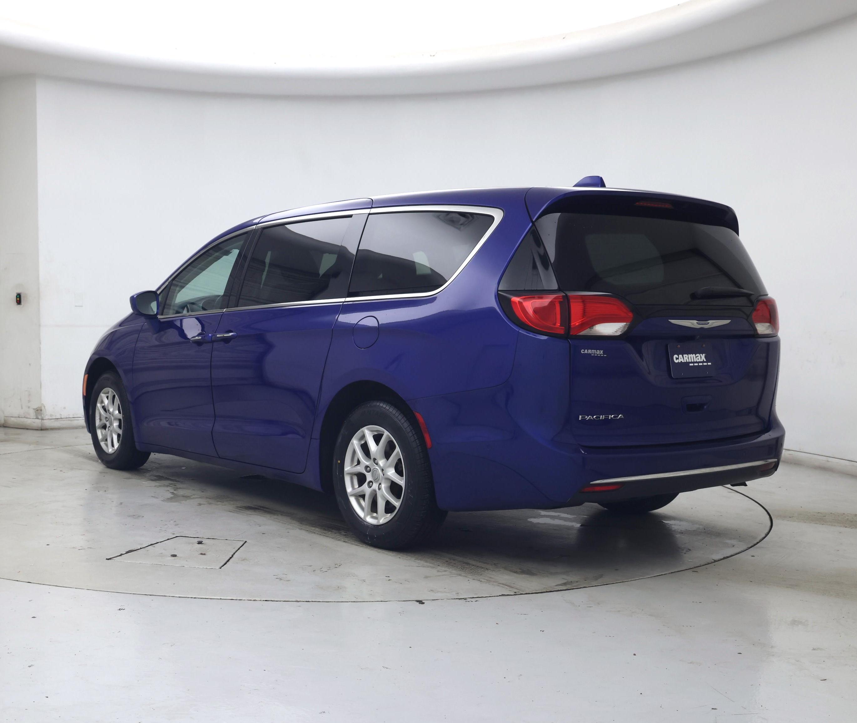 Thumbnail: 2020 Chrysler Pacifica - 2