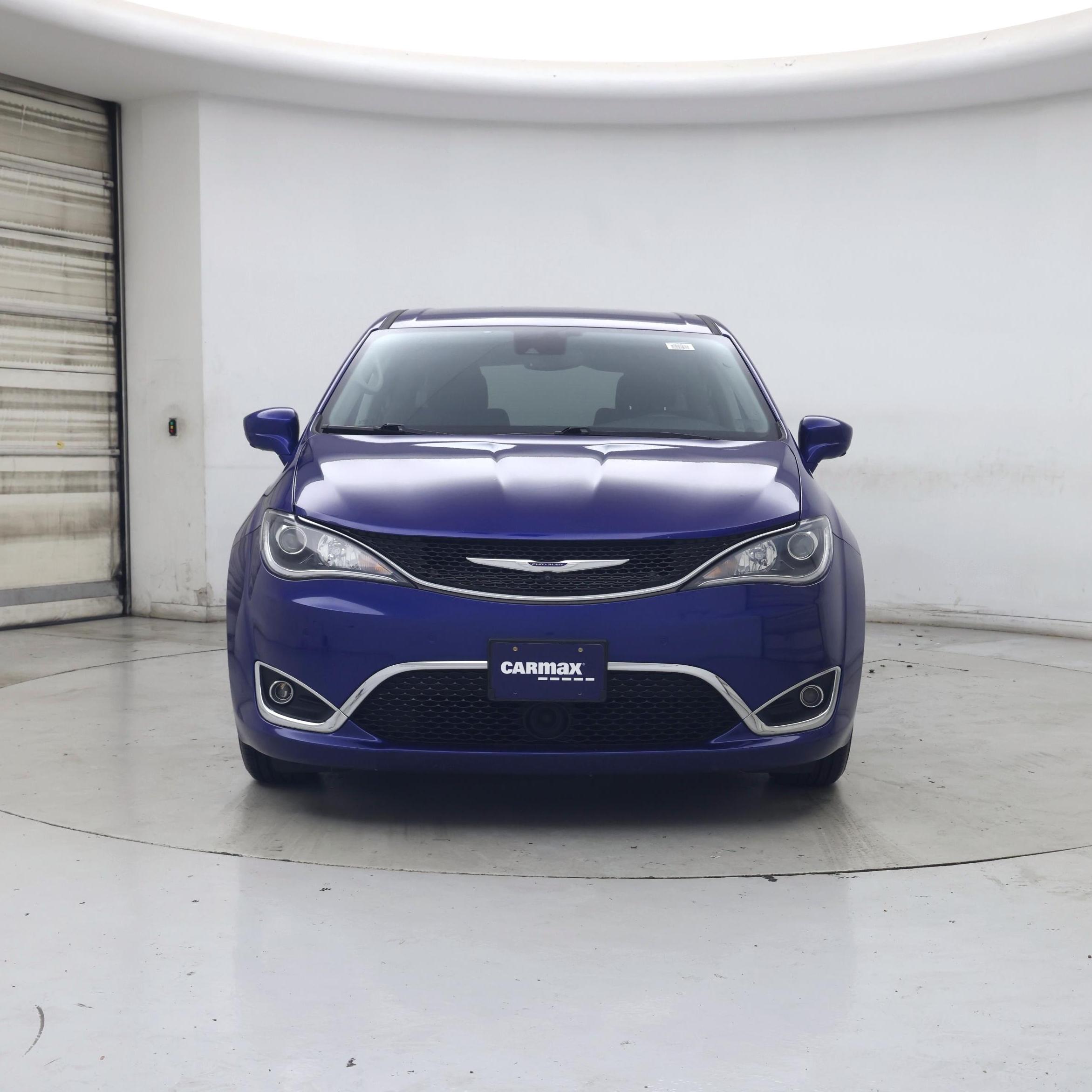 Thumbnail: 2020 Chrysler Pacifica - 5