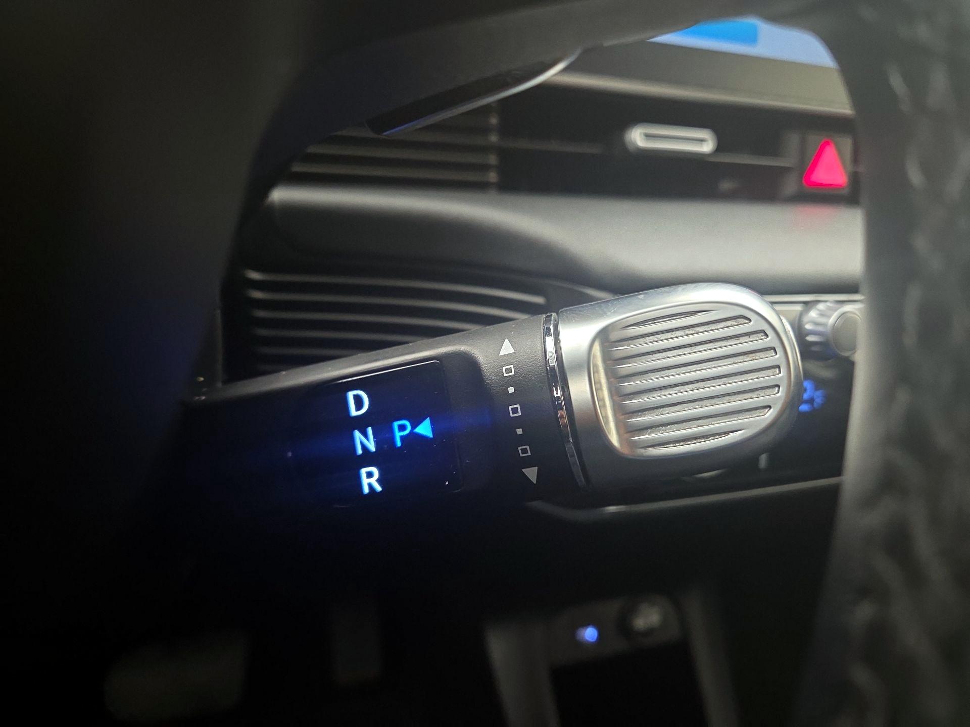 Thumbnail: 2022 Hyundai Ioniq 5 - 18