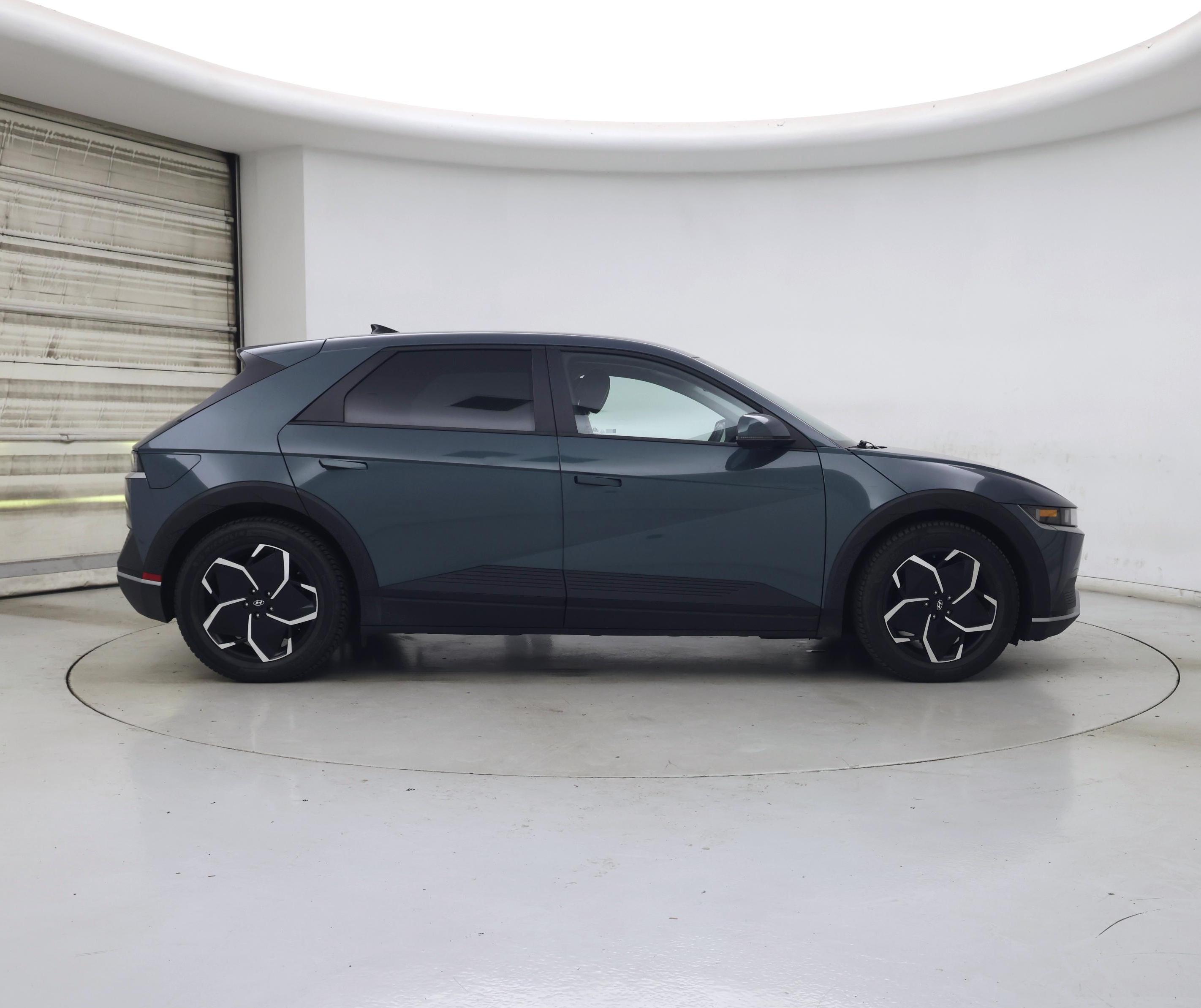 Thumbnail: 2022 Hyundai Ioniq 5 - 7
