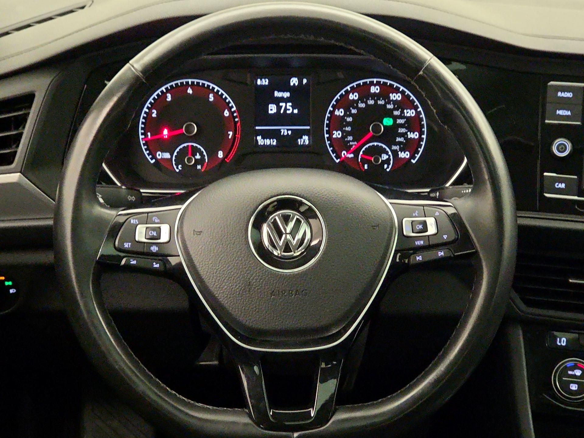 Thumbnail: 2019 Volkswagen Jetta - 10