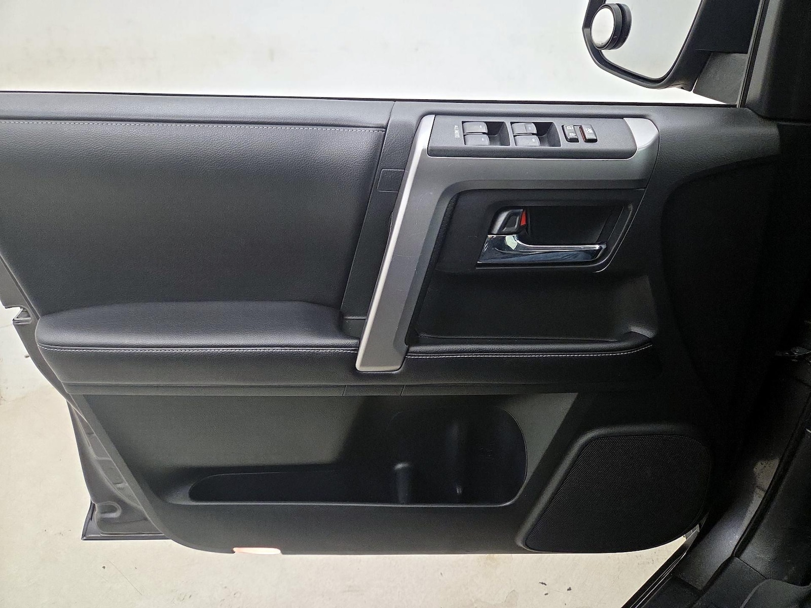 2018 Toyota 4Runner SR5 Premium - Photo 13