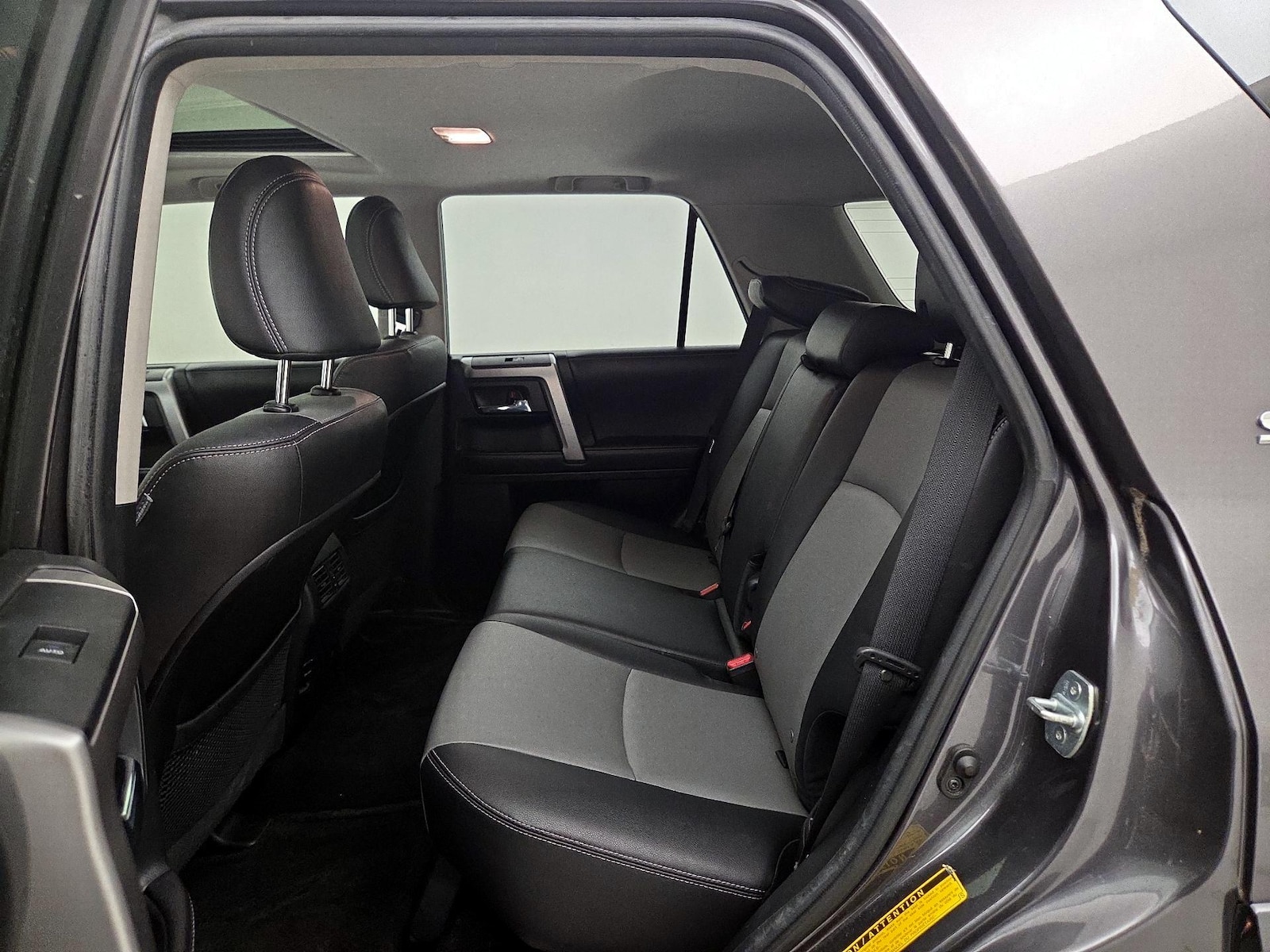 2018 Toyota 4Runner SR5 Premium - Photo 22