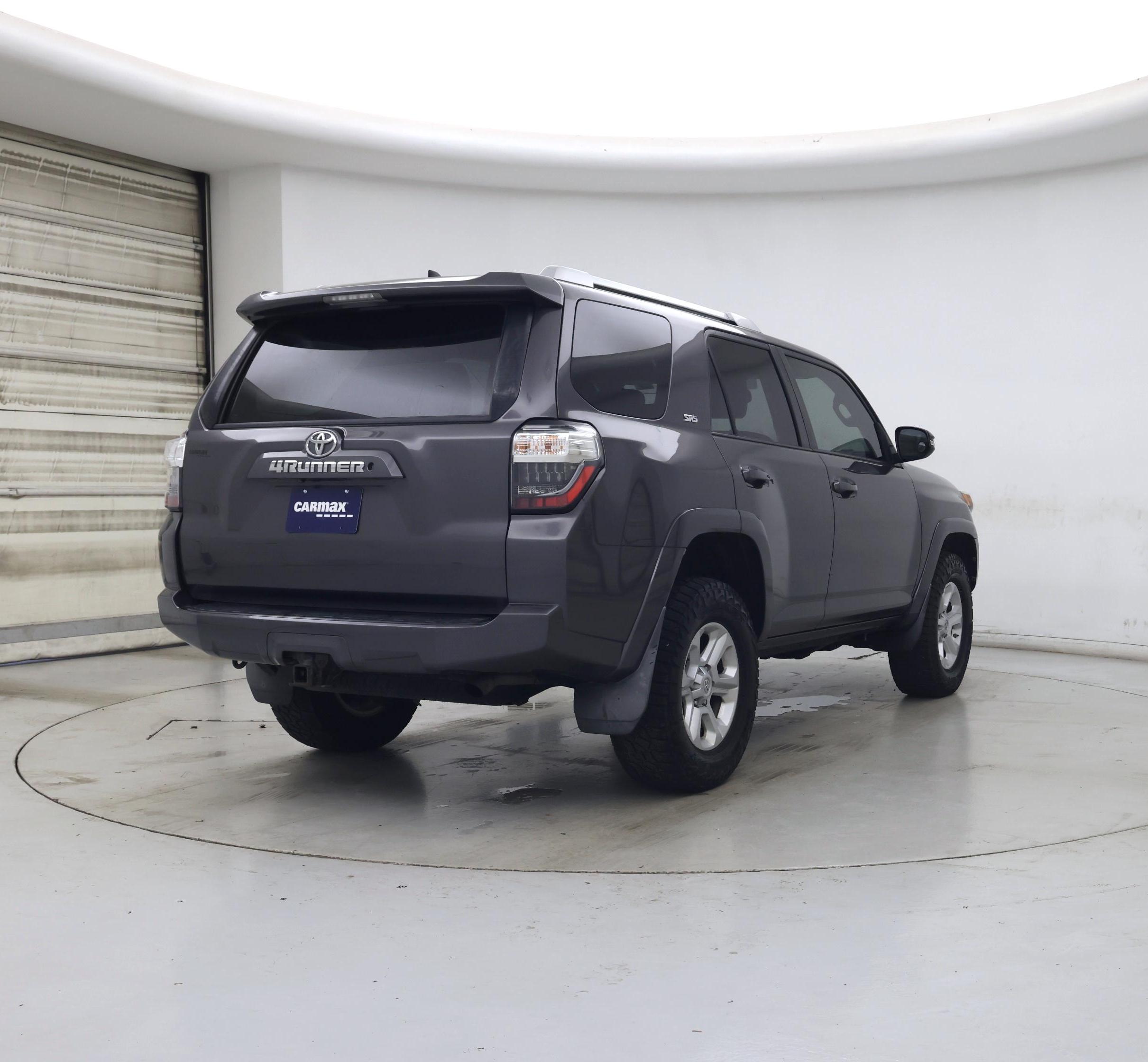 Thumbnail: 2018 Toyota 4Runner - 8