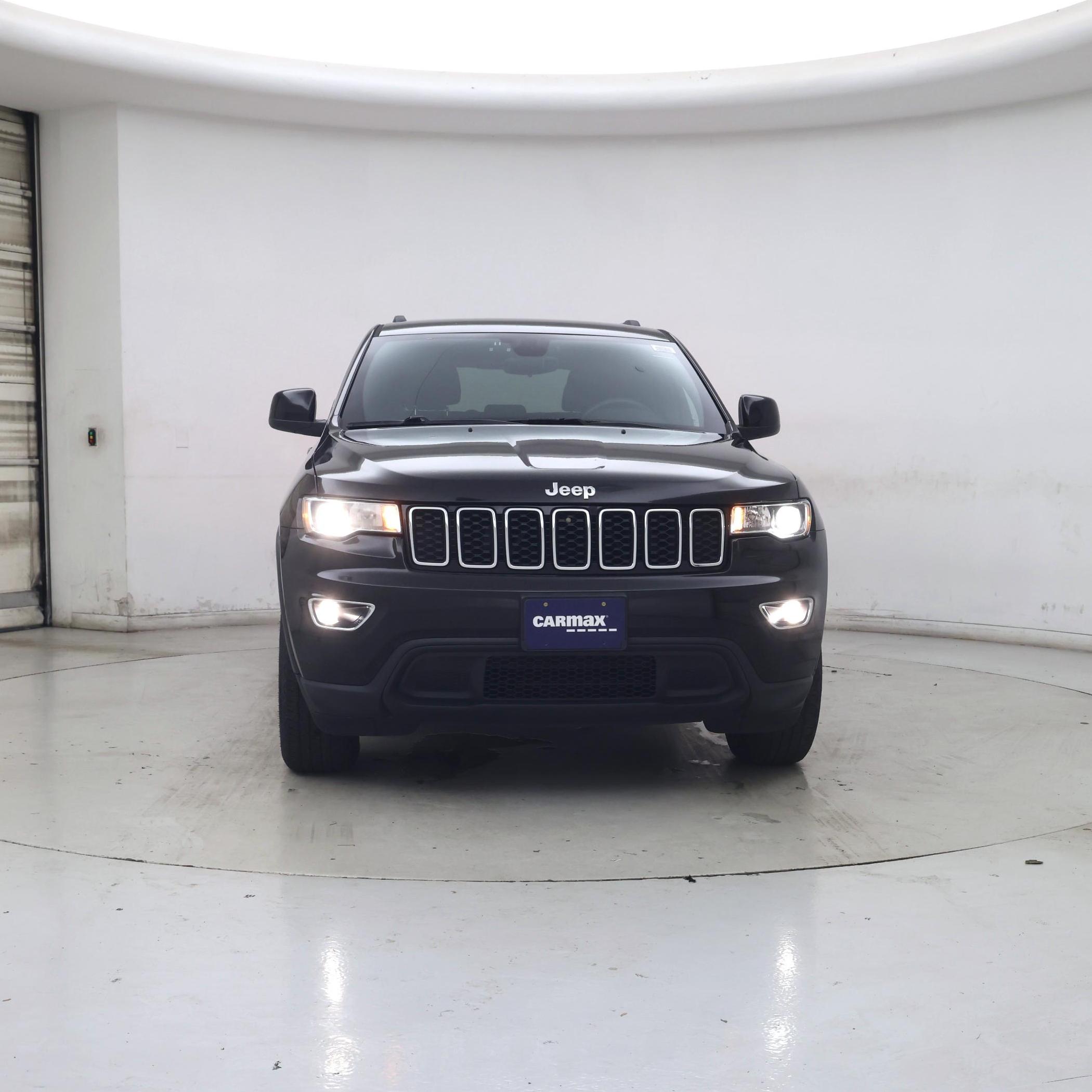 Thumbnail: 2017 Jeep Grand Cherokee - 5