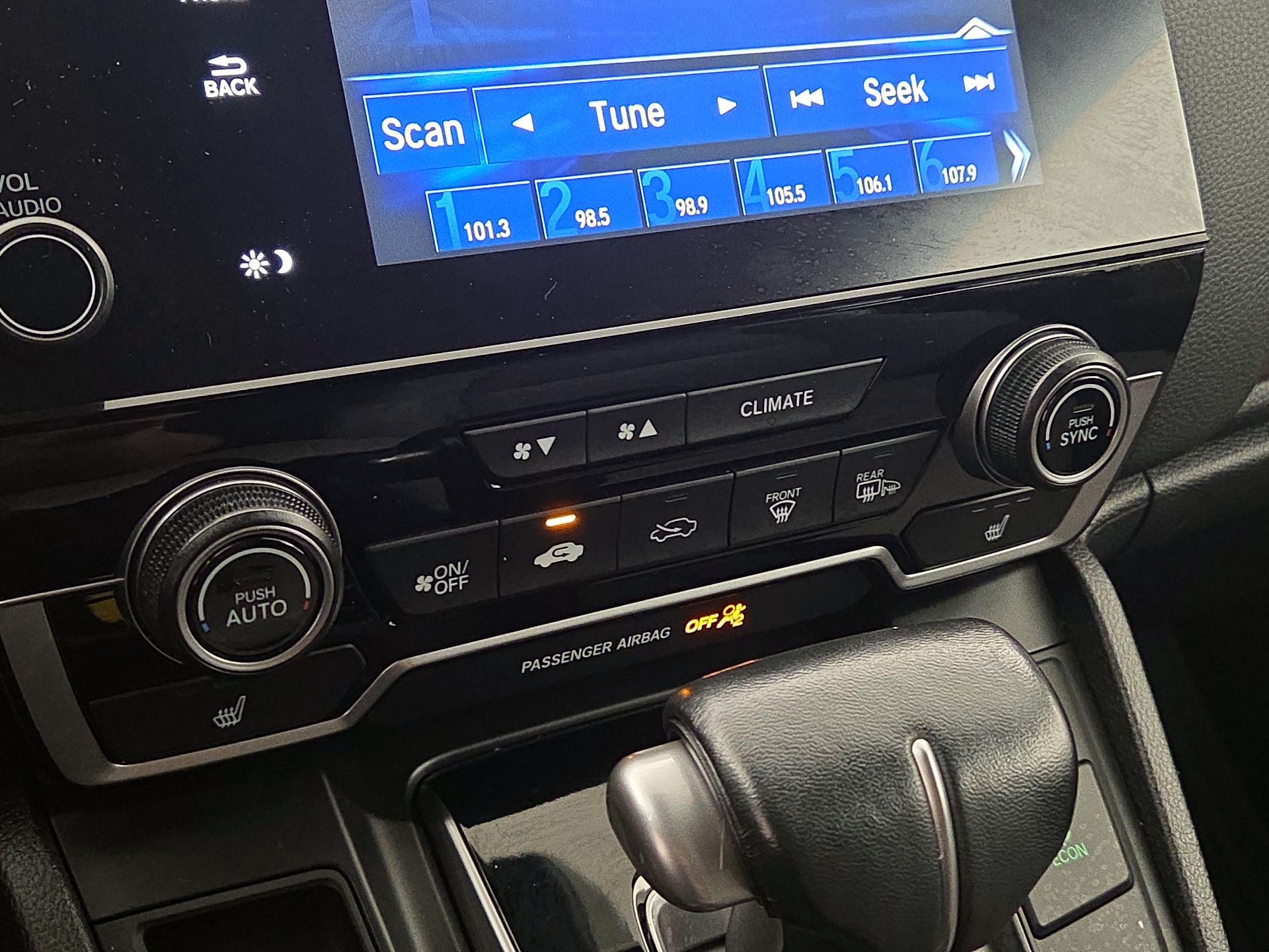 Thumbnail: 2019 Honda CR-V - 16