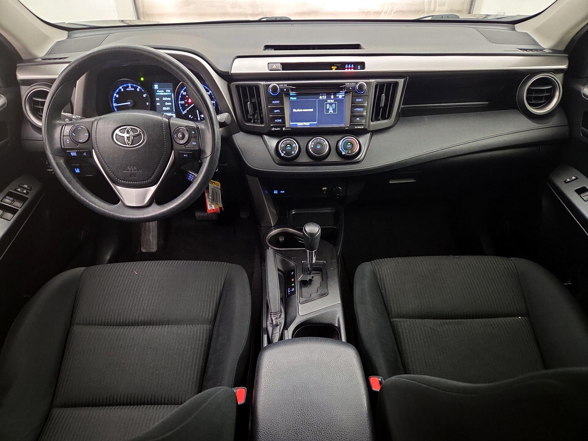 Thumbnail: 2017 Toyota RAV4 - 9