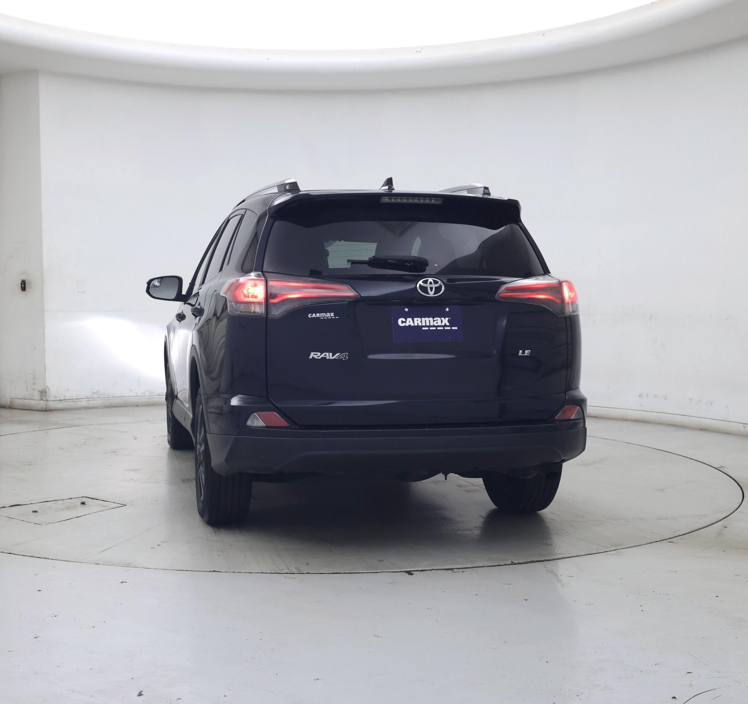 Thumbnail: 2017 Toyota RAV4 - 6