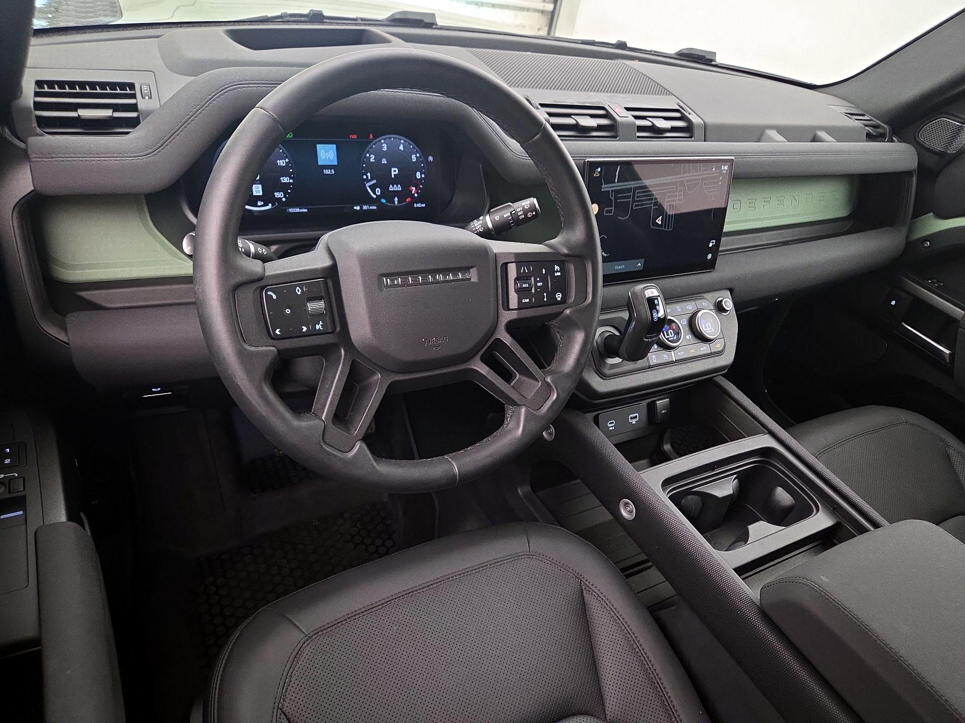 Thumbnail: 2023 Land Rover Defender - 9