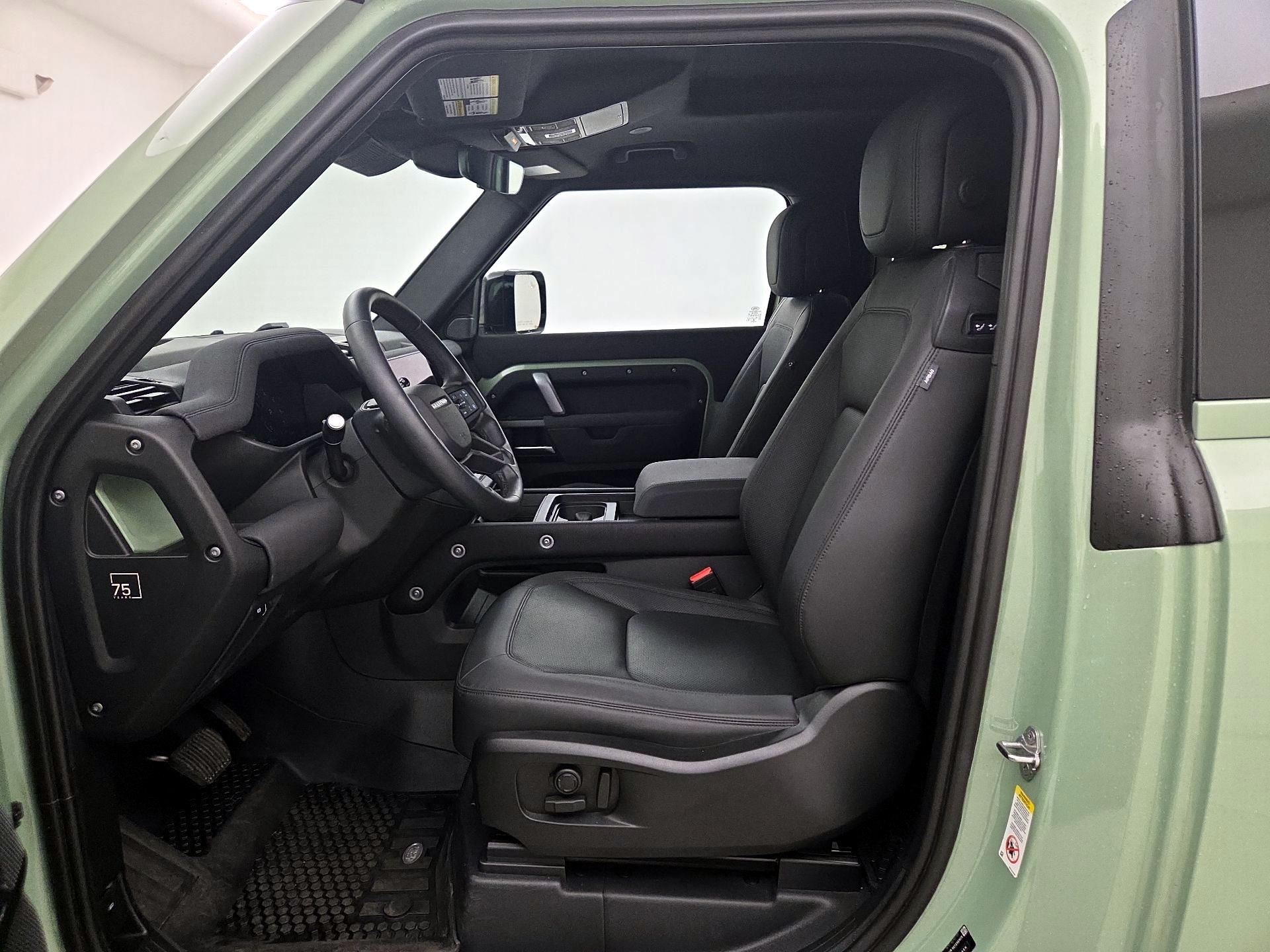 Thumbnail: 2023 Land Rover Defender - 11
