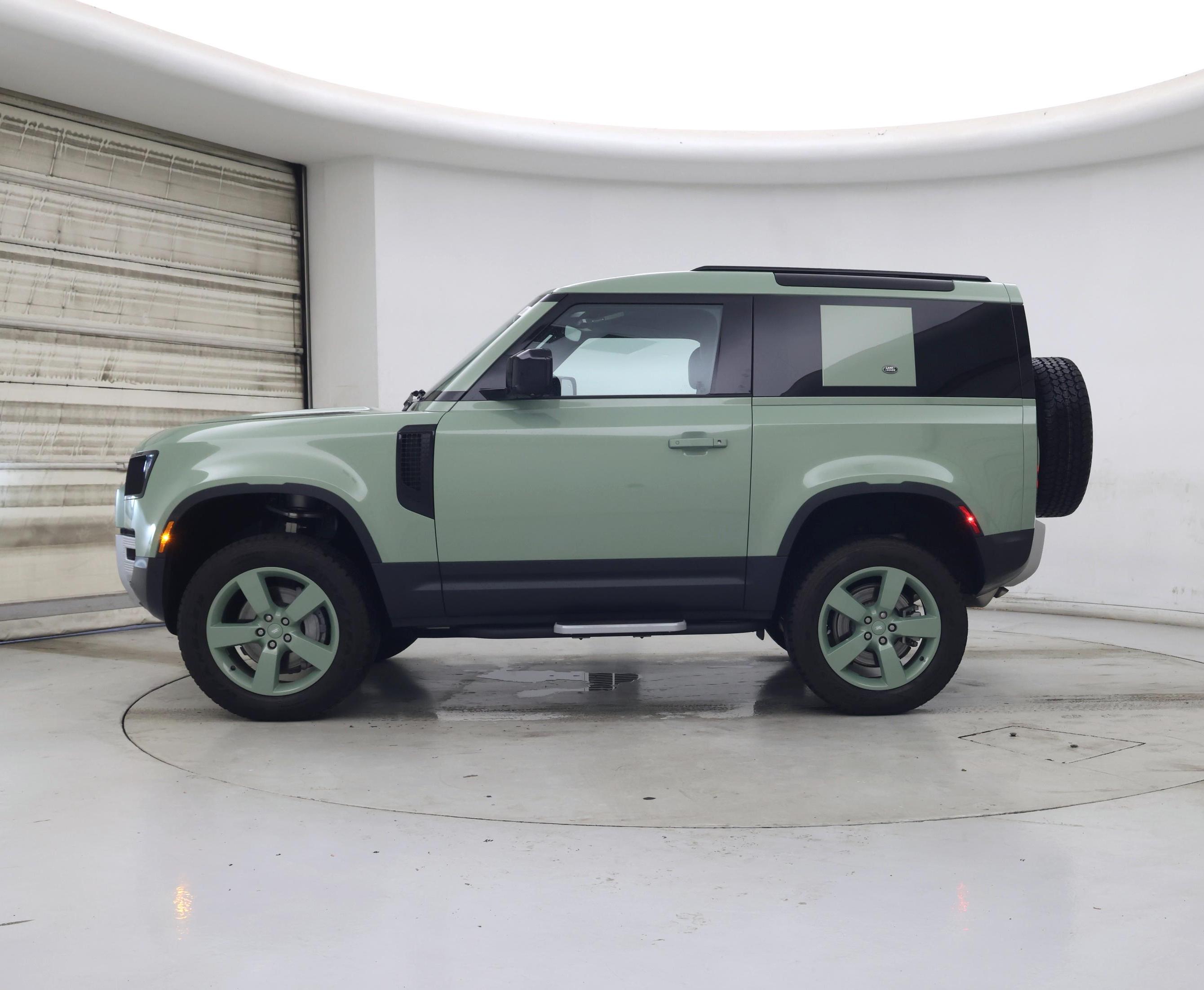 Thumbnail: 2023 Land Rover Defender - 3