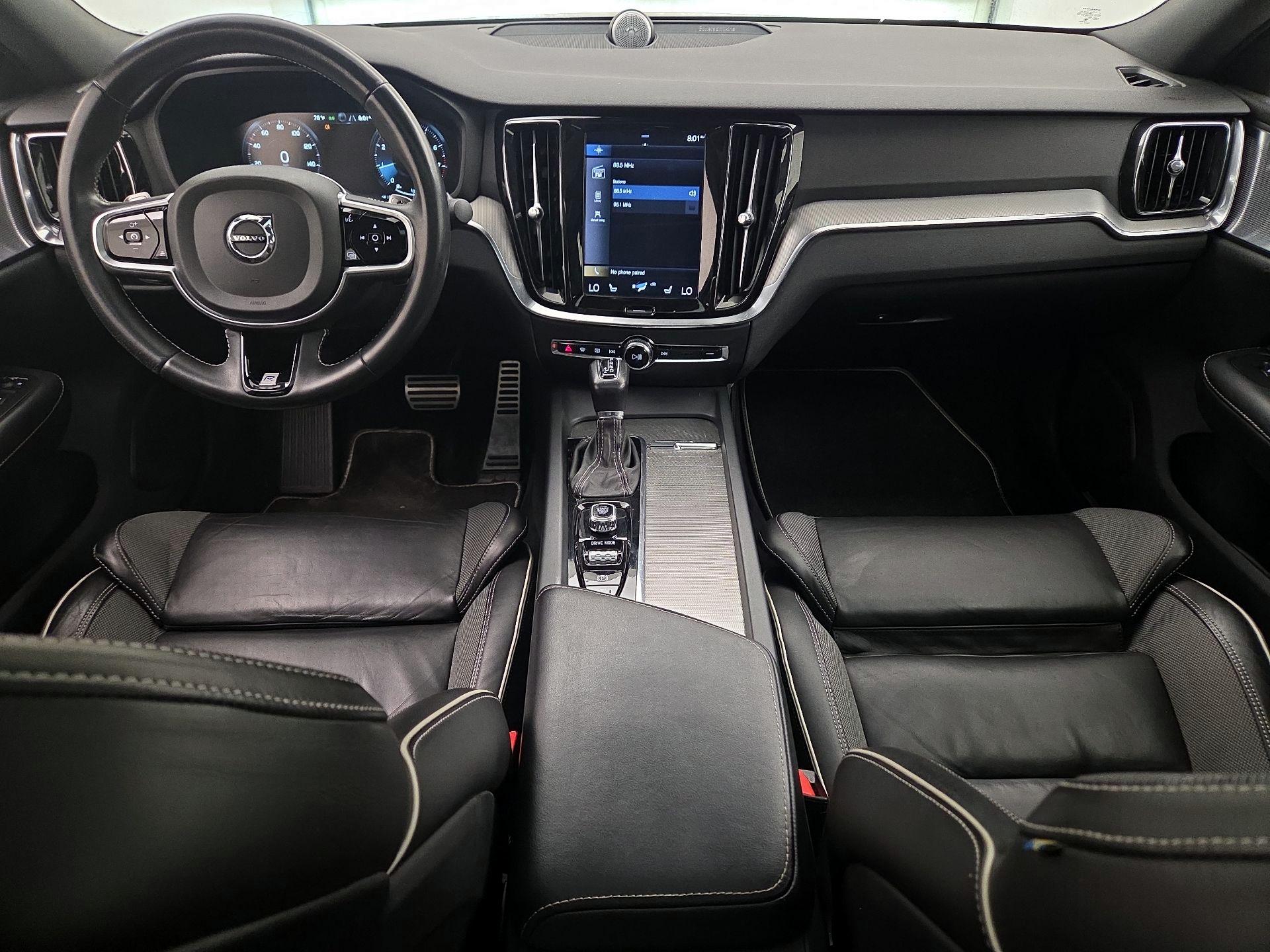 Thumbnail: 2019 Volvo S60 - 9