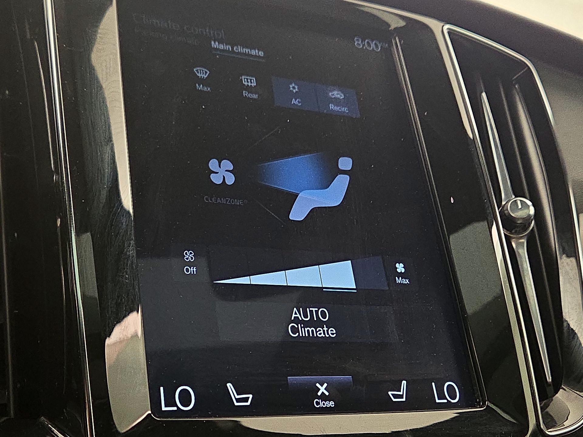 Thumbnail: 2019 Volvo S60 - 17
