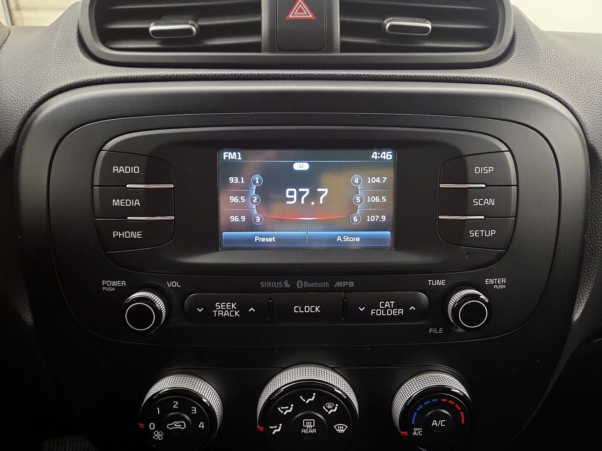 Thumbnail: 2016 Kia Soul - 15