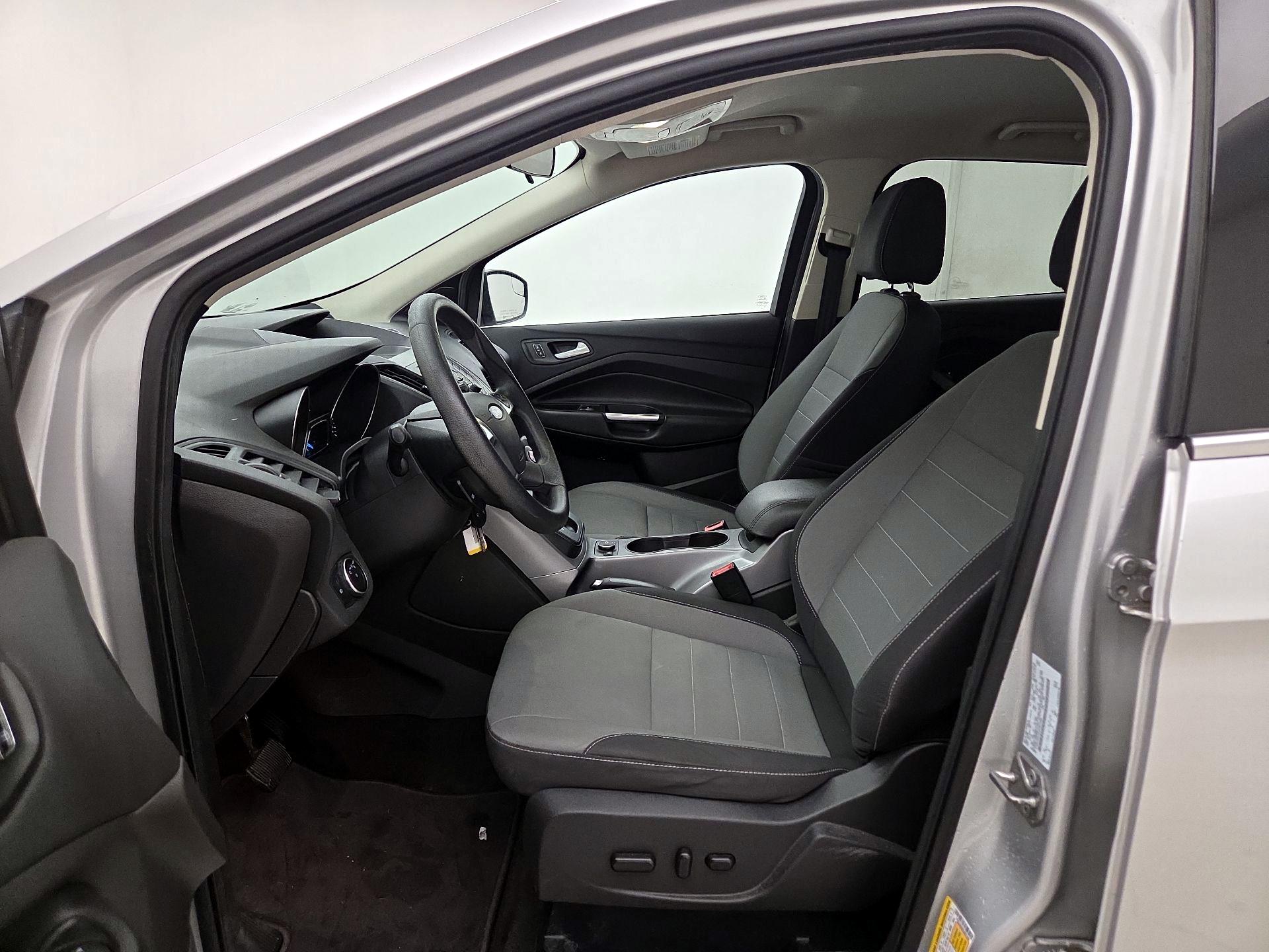 Thumbnail: 2016 Ford Escape - 11