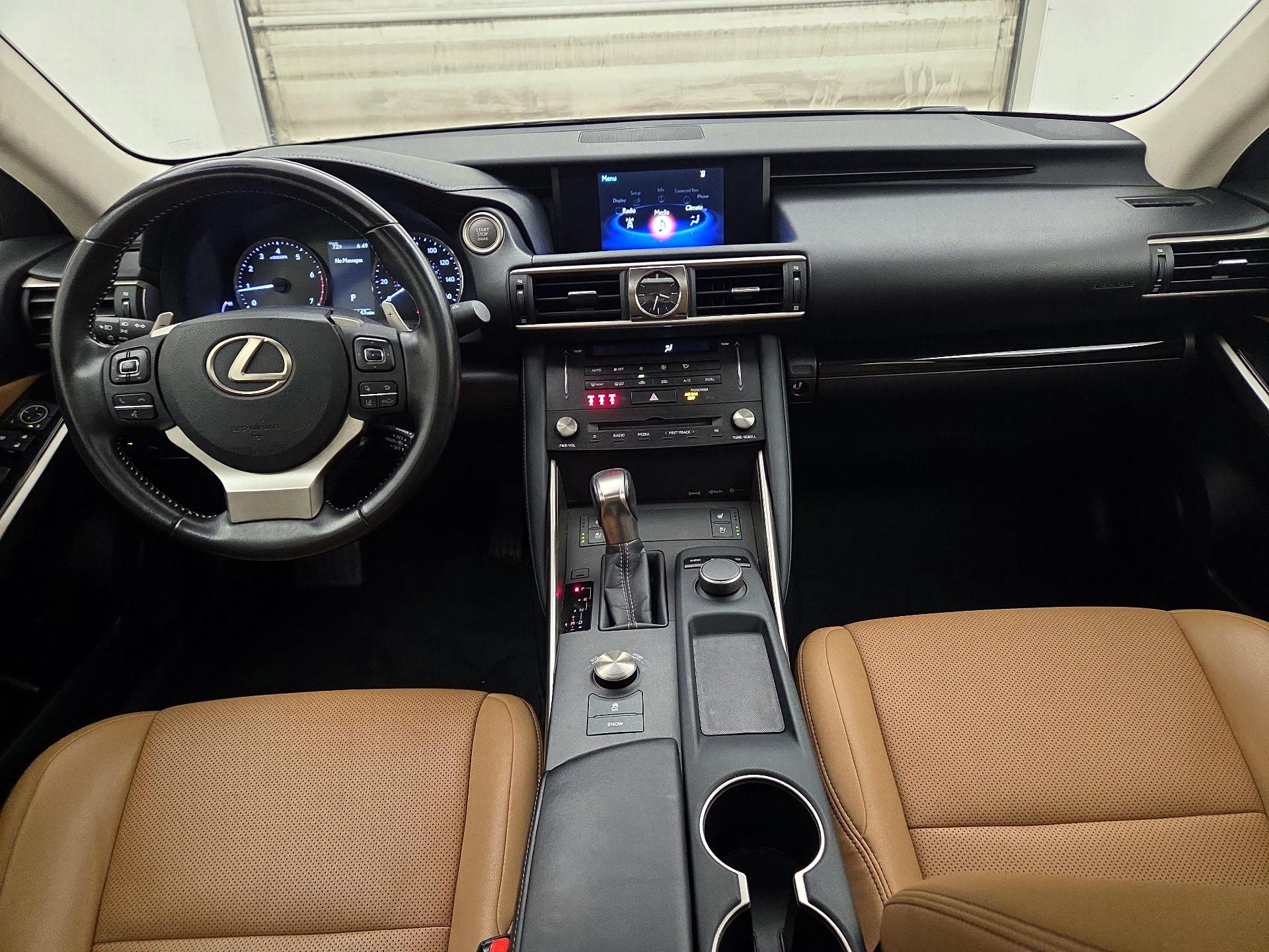 Thumbnail: 2017 Lexus IS - 9