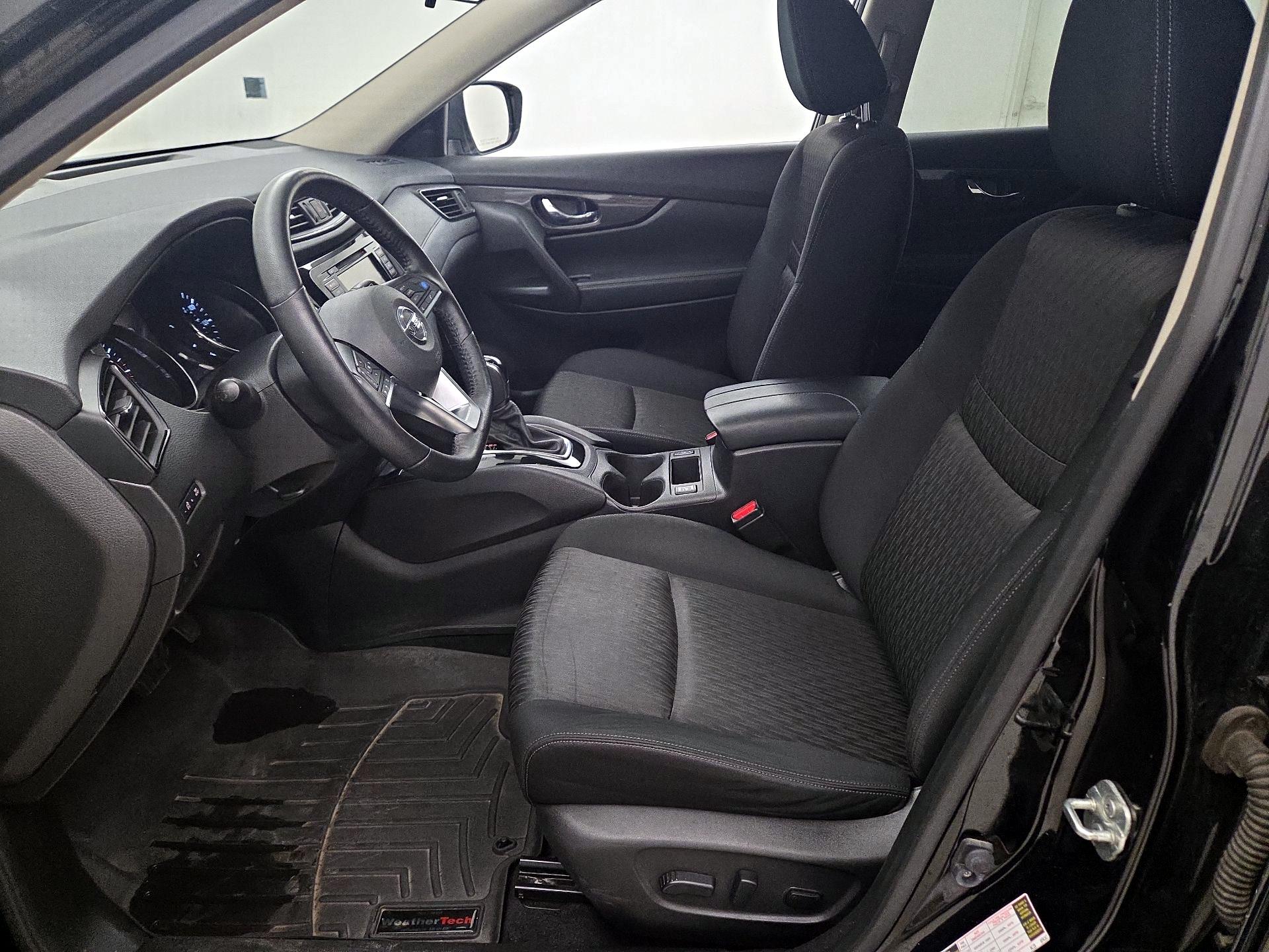 Thumbnail: 2019 Nissan Rogue - 11