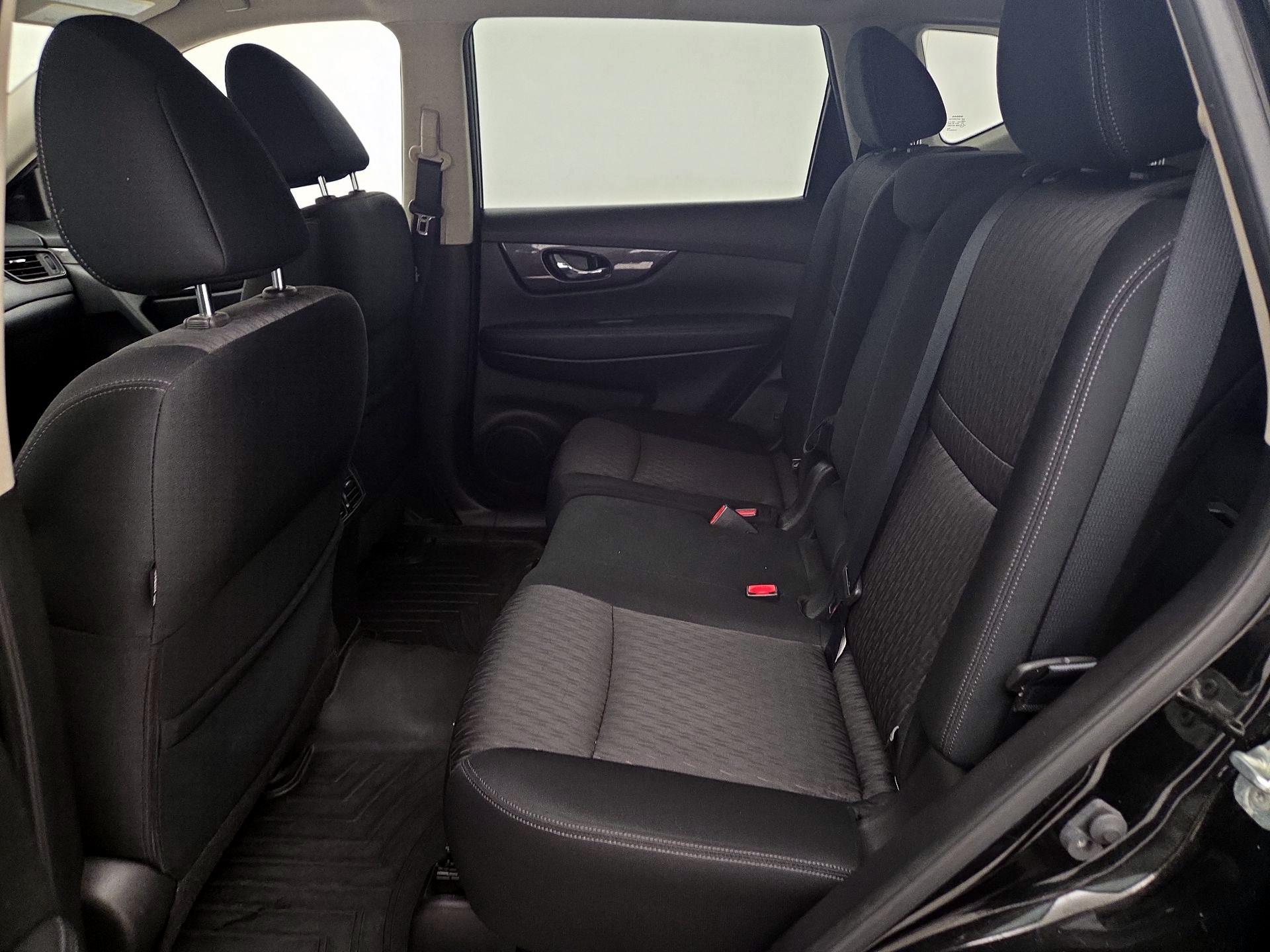 Thumbnail: 2019 Nissan Rogue - 20