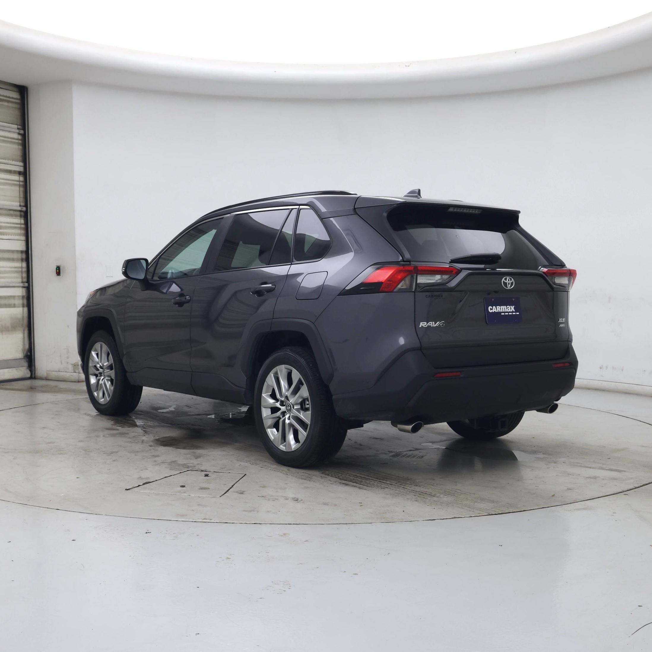 Thumbnail: 2021 Toyota RAV4 - 2