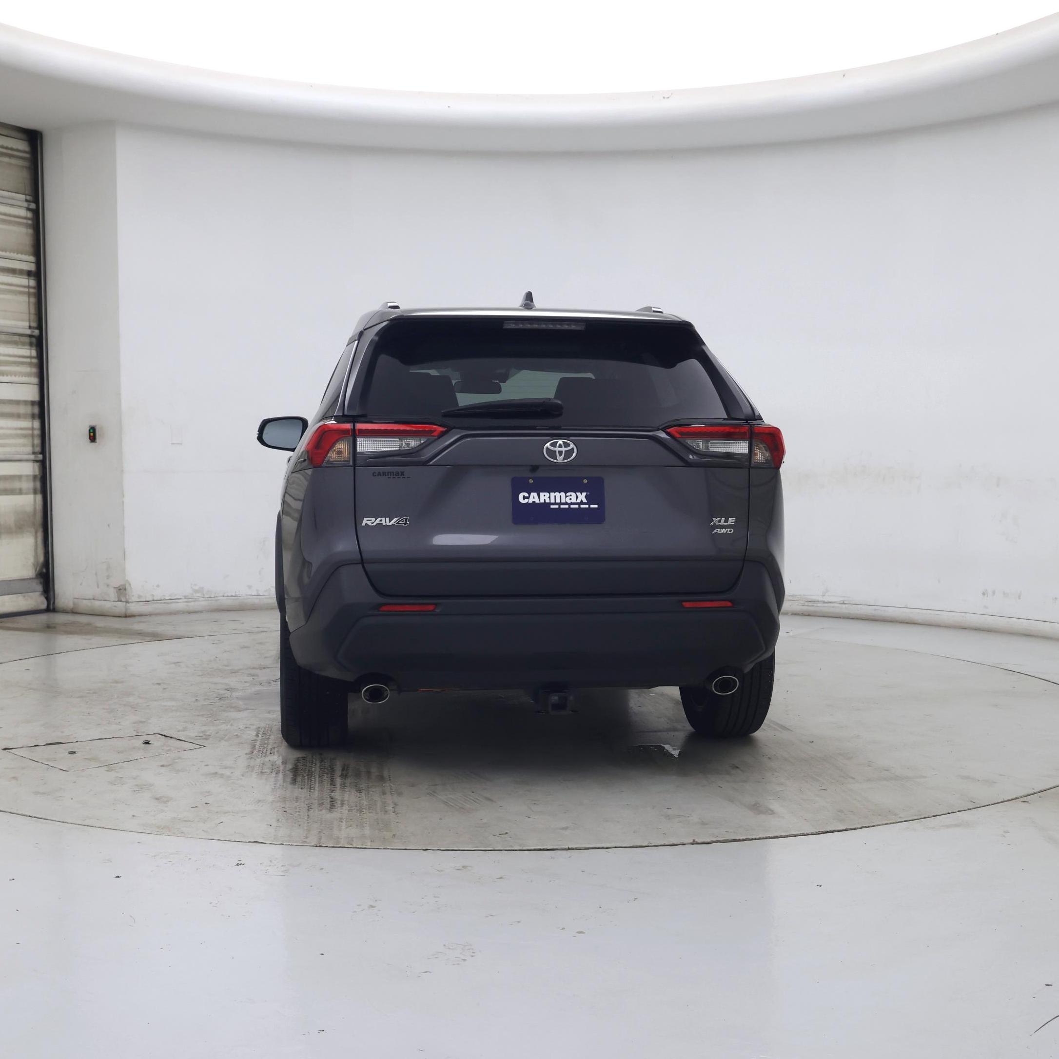 Thumbnail: 2021 Toyota RAV4 - 6