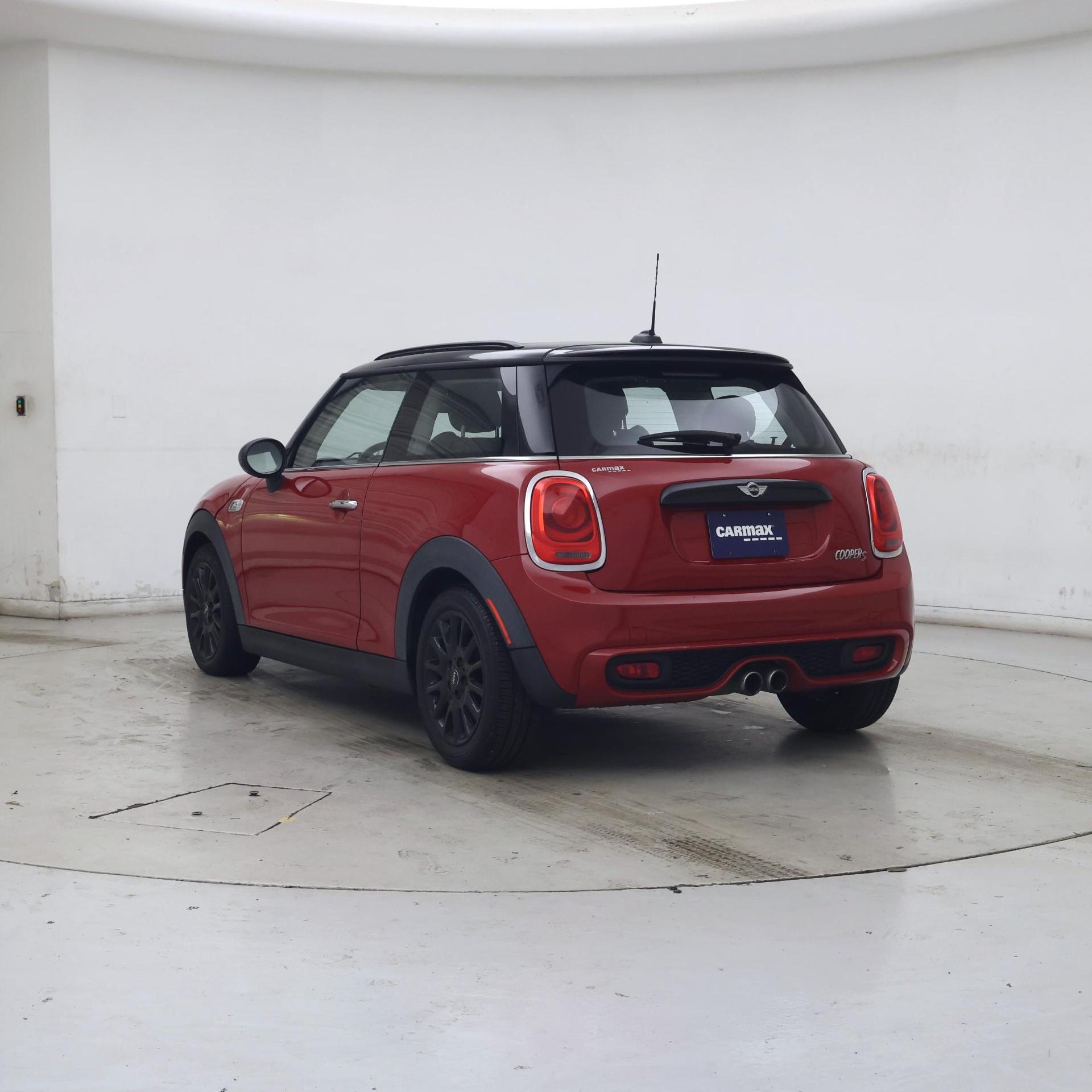 Thumbnail: 2017 MINI Cooper Hardtop - 2