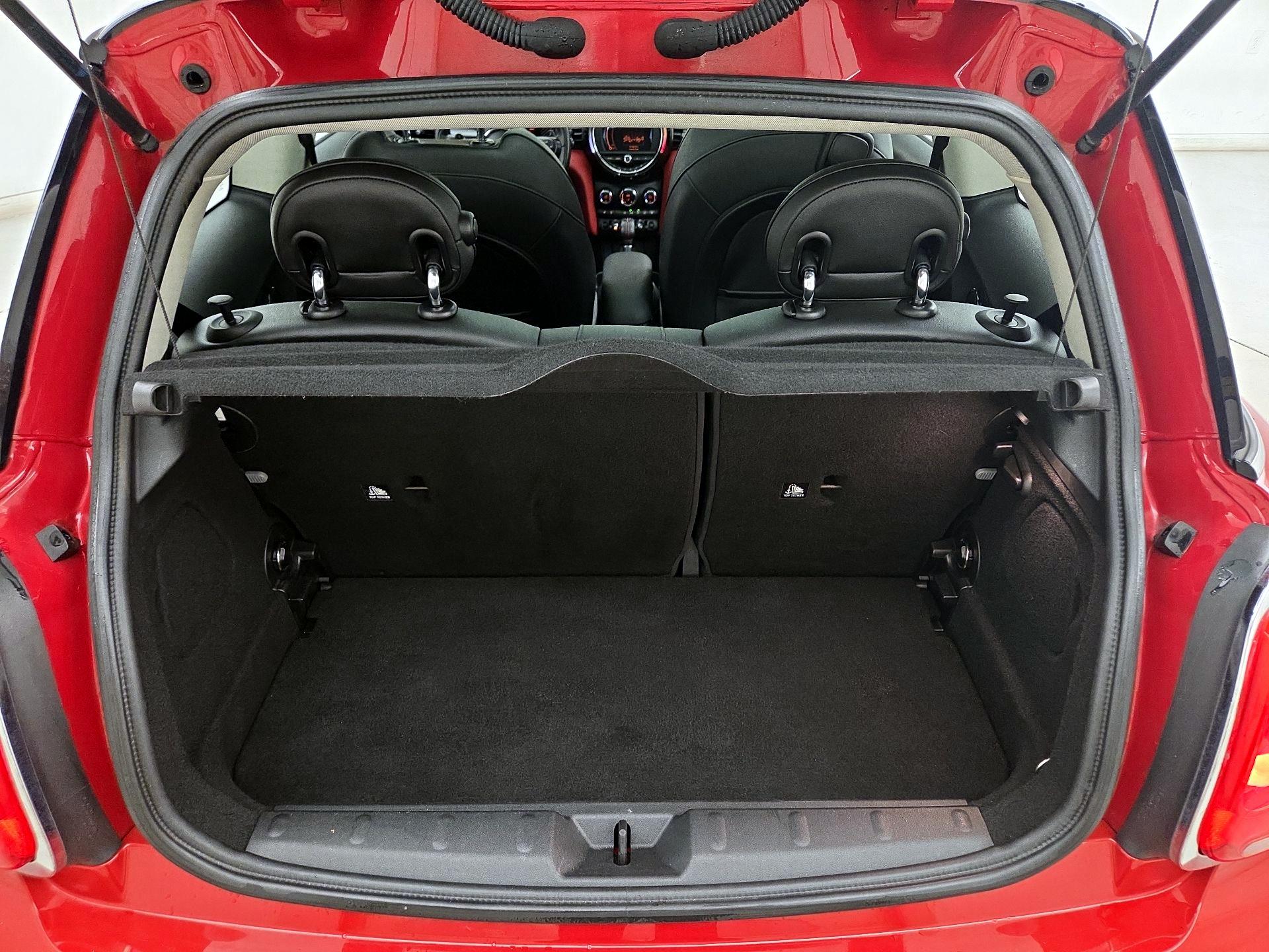 Thumbnail: 2017 MINI Cooper Hardtop - 19
