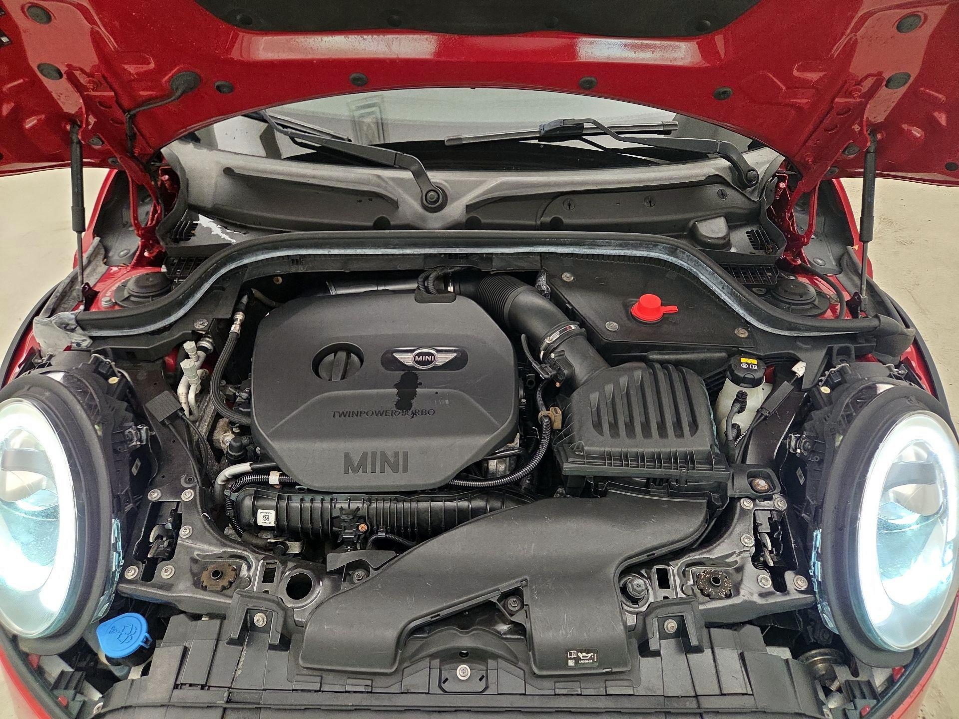 Thumbnail: 2017 MINI Cooper Hardtop - 20
