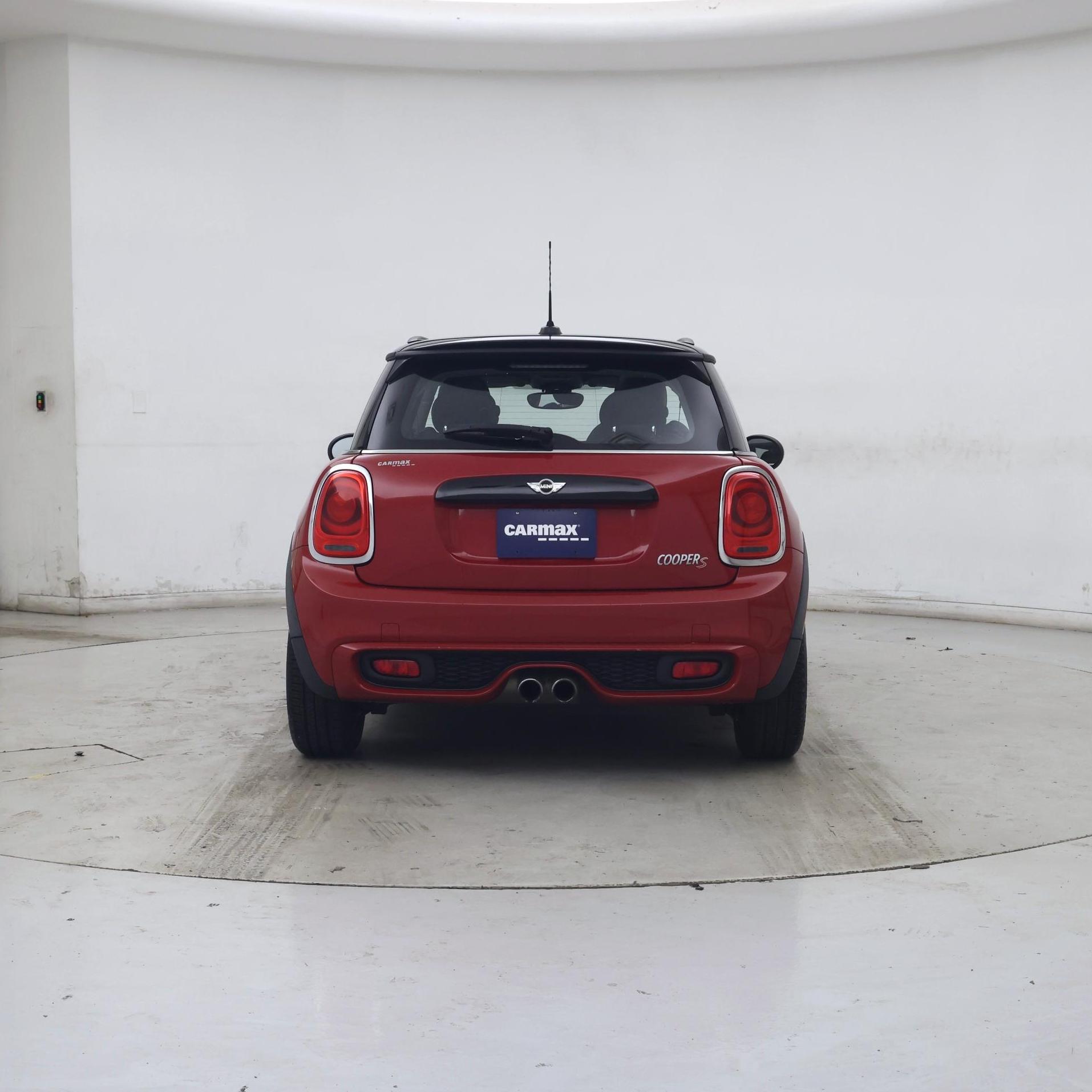 Thumbnail: 2017 MINI Cooper Hardtop - 6