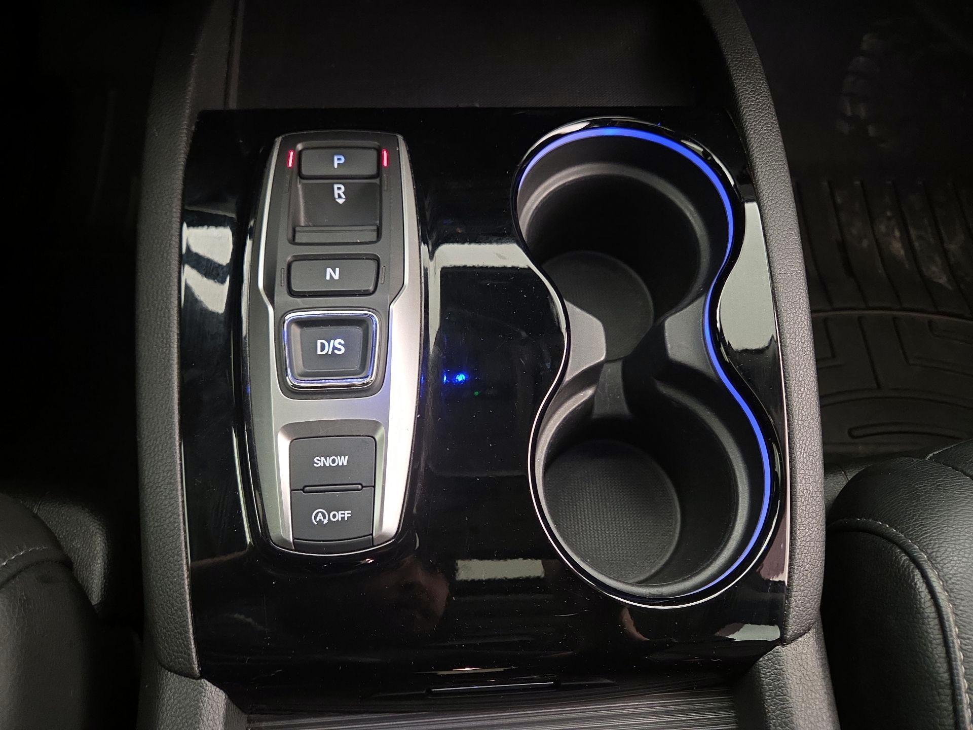Thumbnail: 2019 Honda Pilot - 18