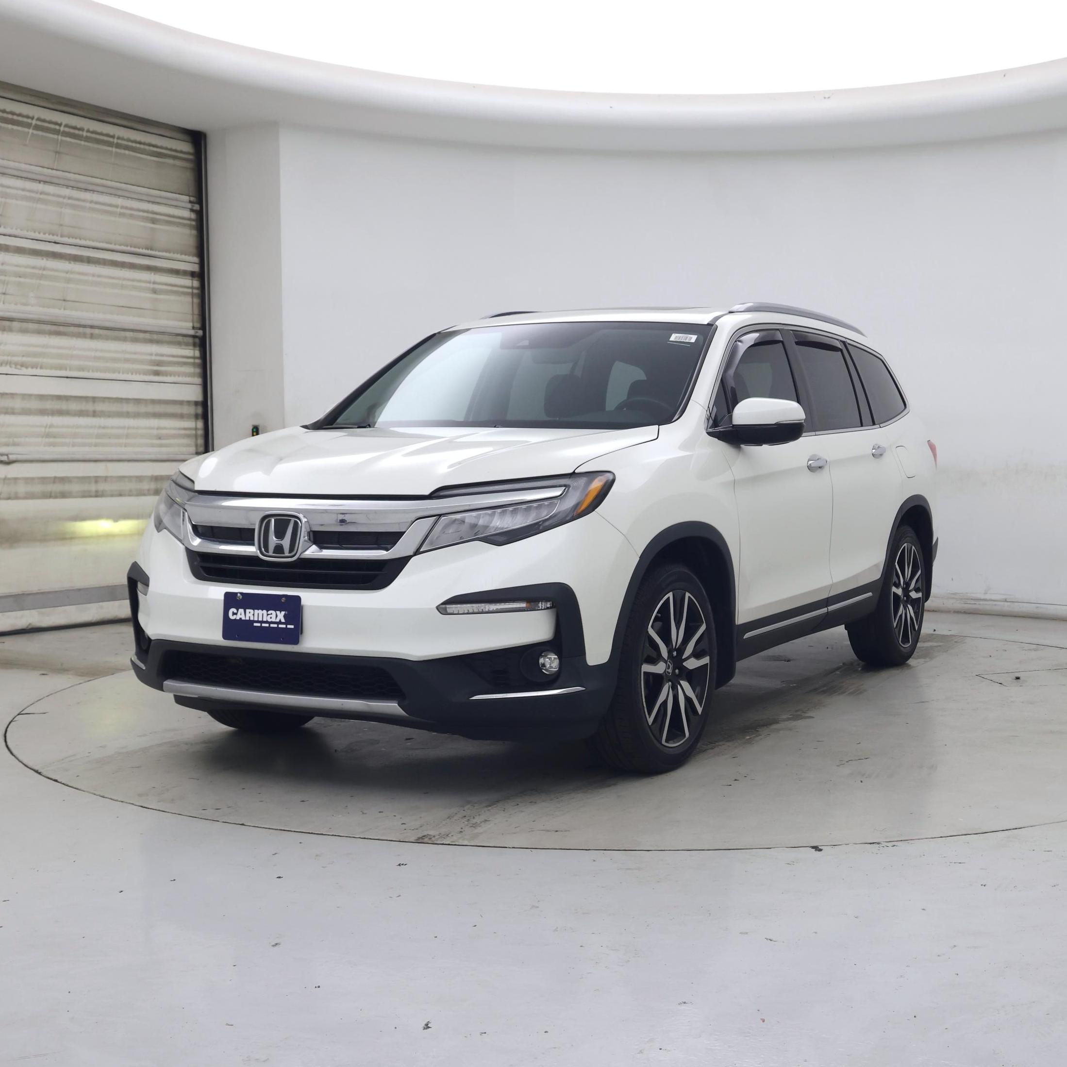Thumbnail: 2019 Honda Pilot - 4