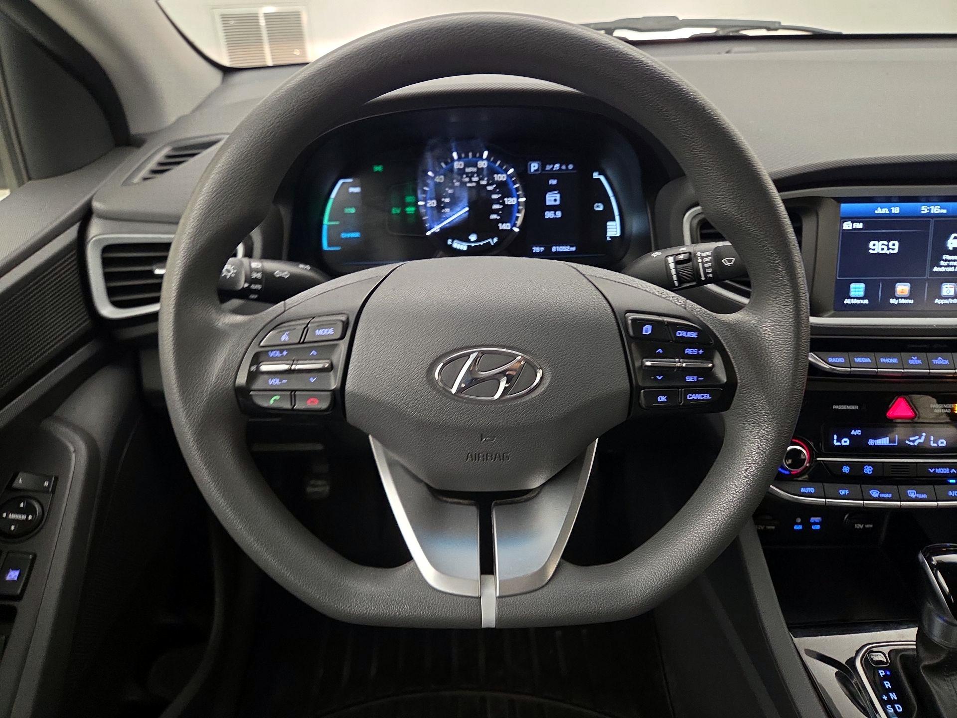 Thumbnail: 2018 Hyundai Ioniq - 10