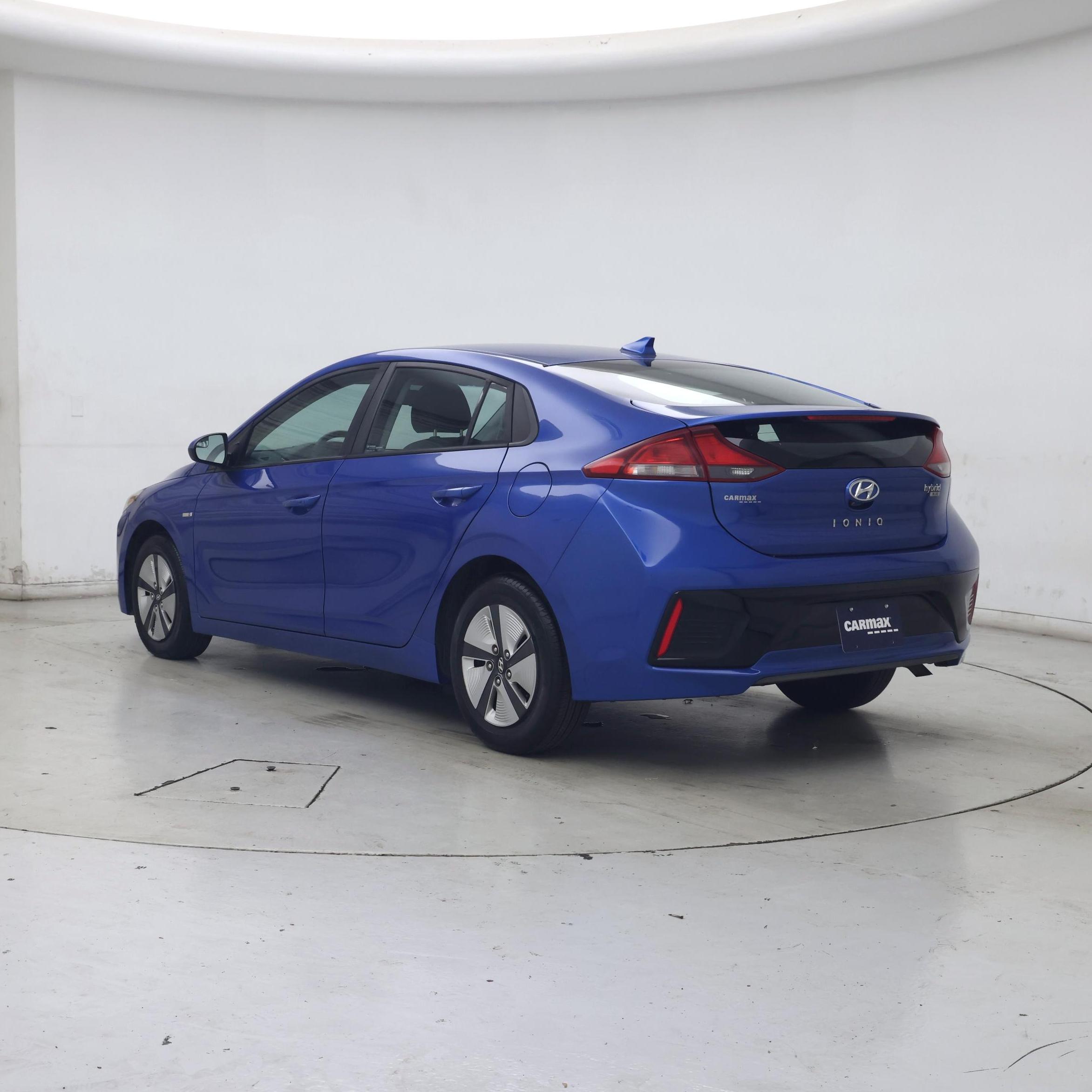 Thumbnail: 2018 Hyundai Ioniq - 2