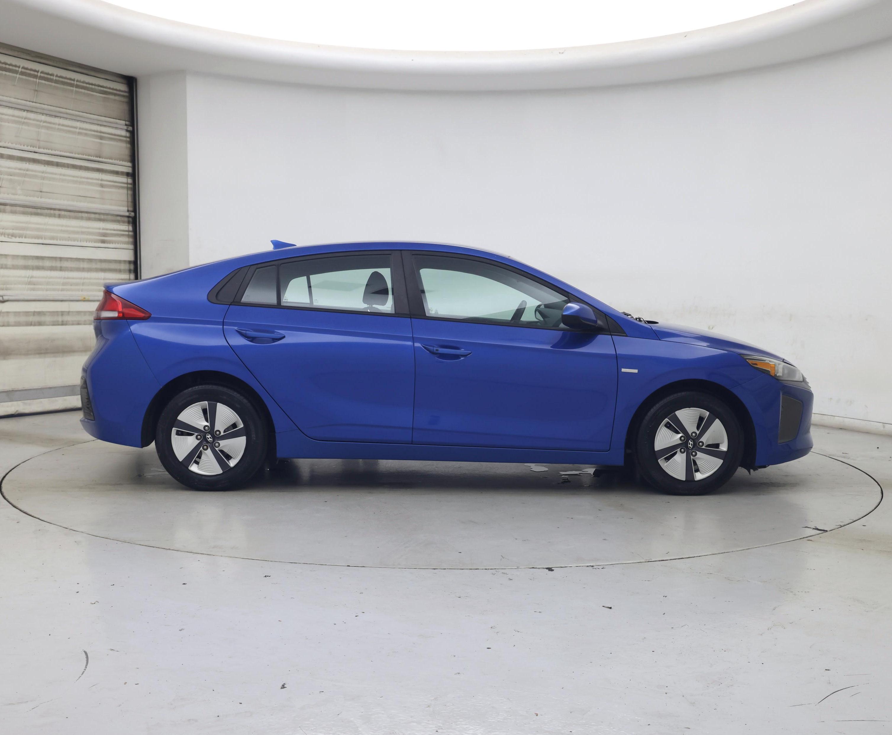 Thumbnail: 2018 Hyundai Ioniq - 7