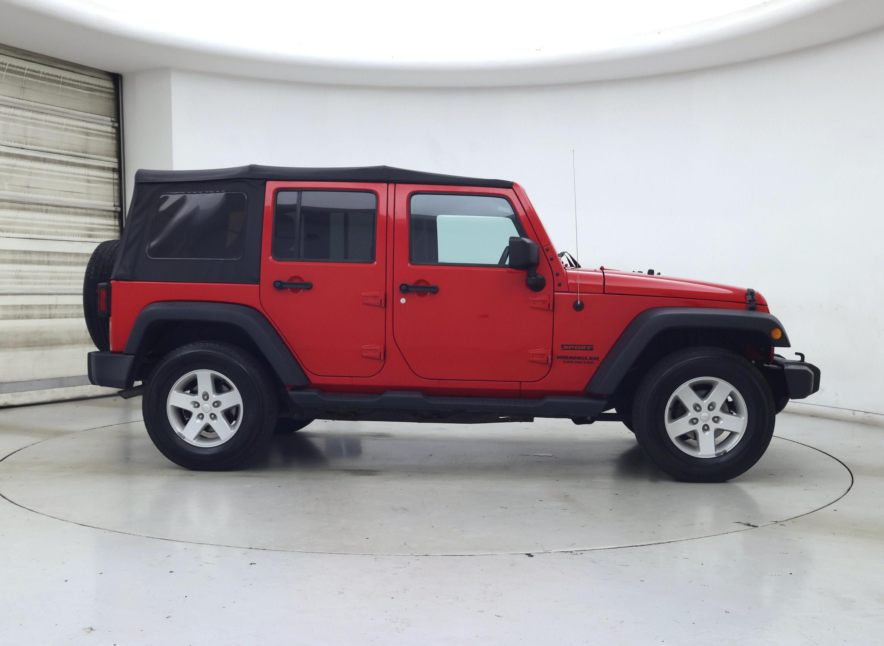 Thumbnail: 2016 Jeep Wrangler - 7