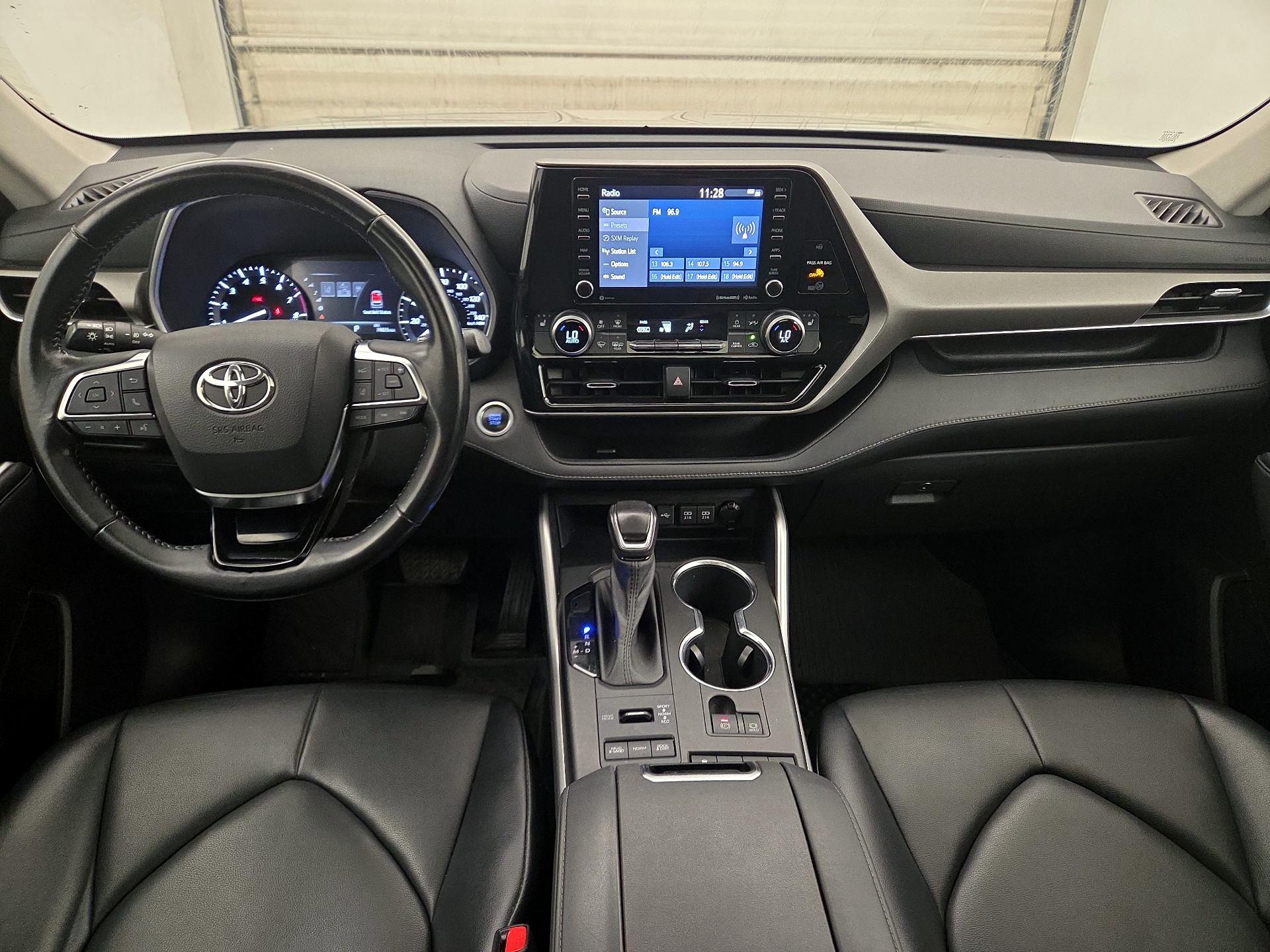 Thumbnail: 2021 Toyota Highlander - 9