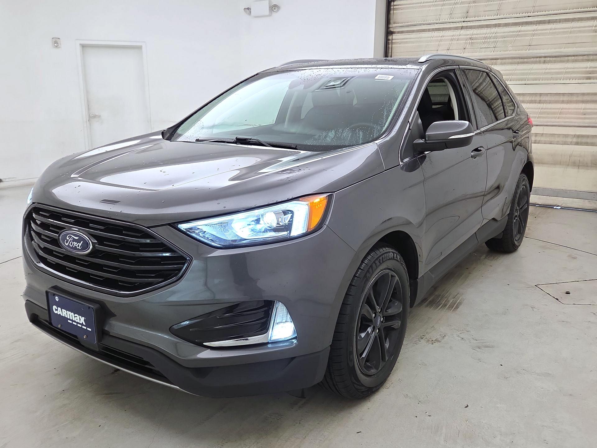 Thumbnail: 2020 Ford Edge - 3