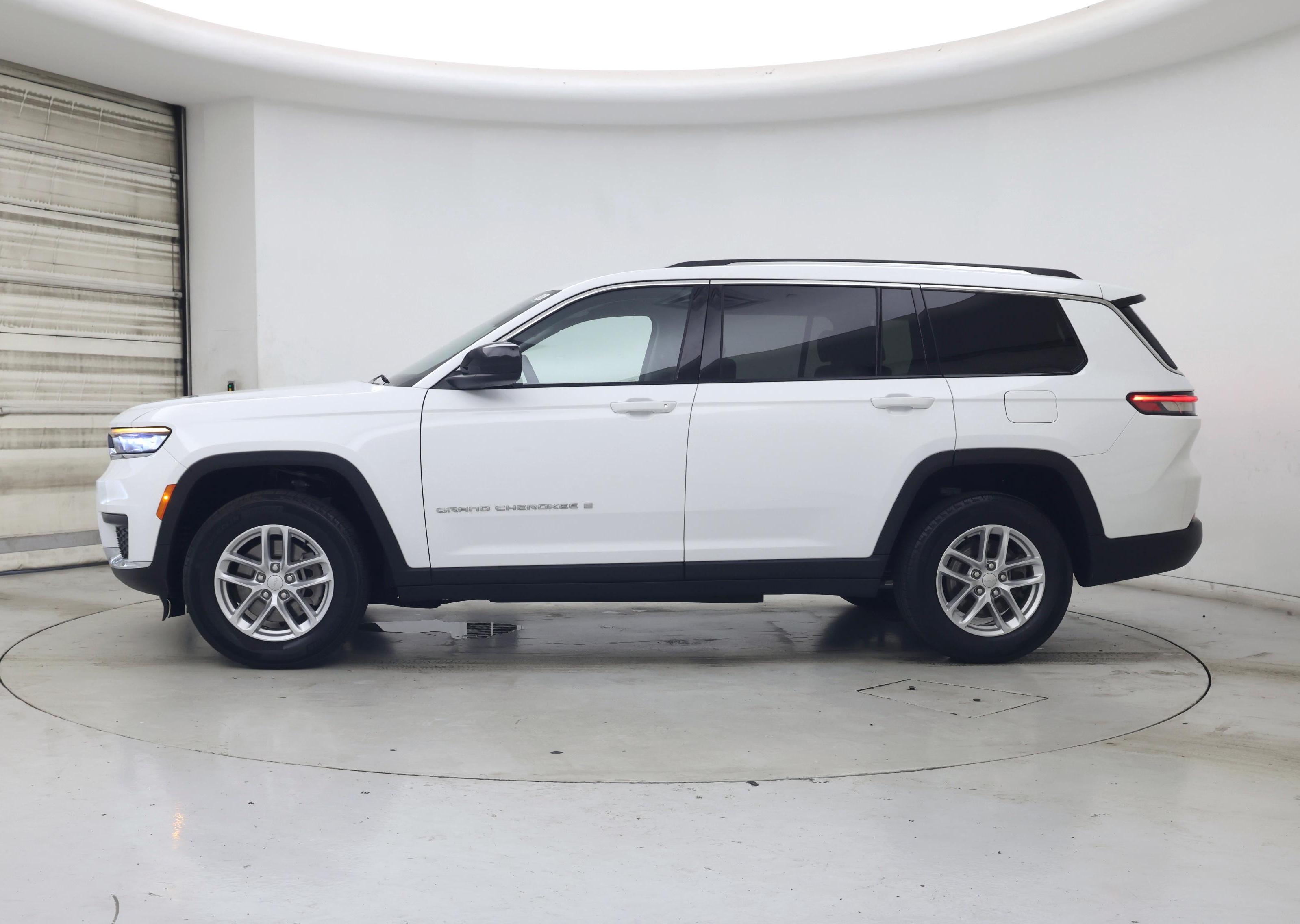 Thumbnail: 2023 Jeep Grand Cherokee L - 3