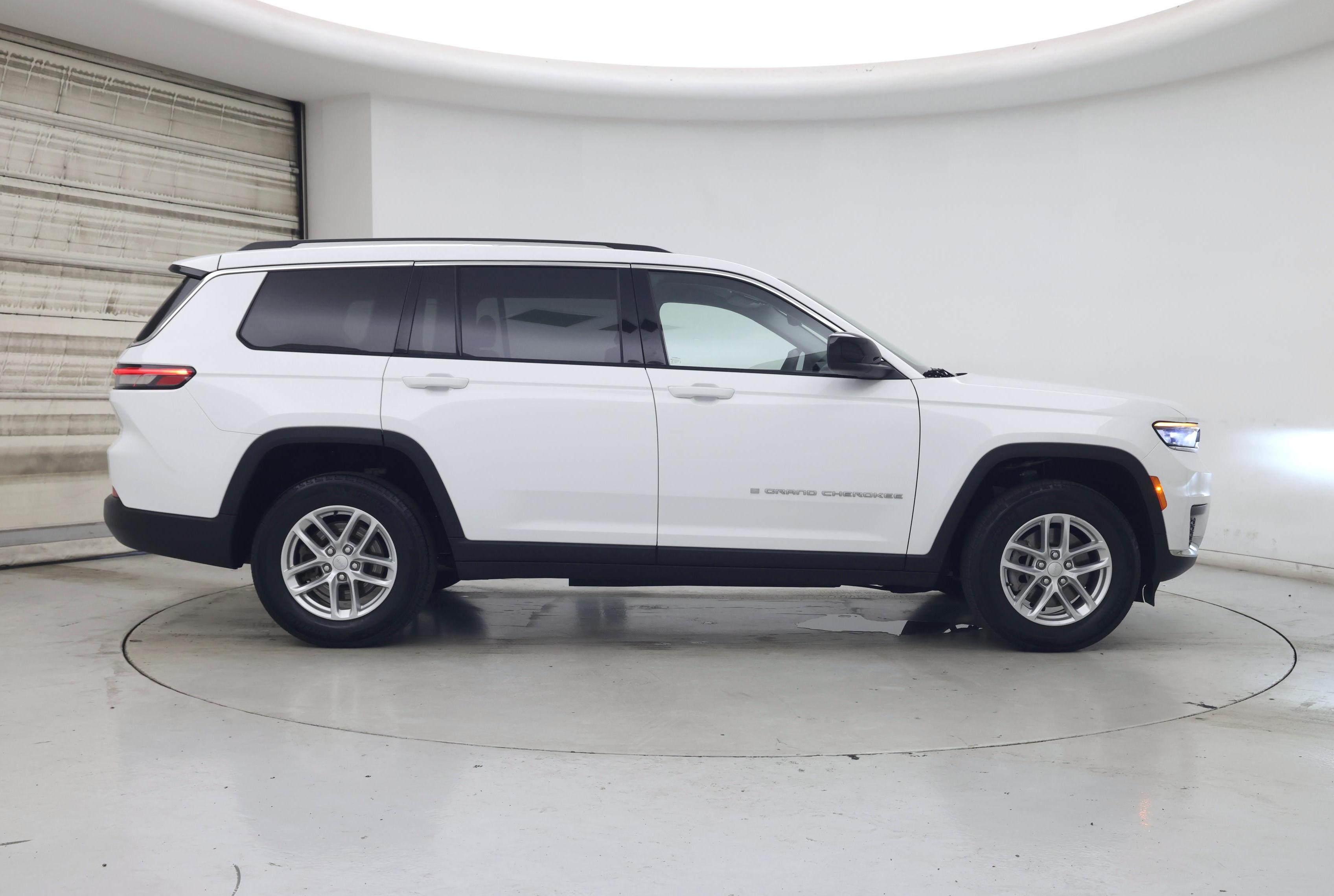 Thumbnail: 2023 Jeep Grand Cherokee L - 7