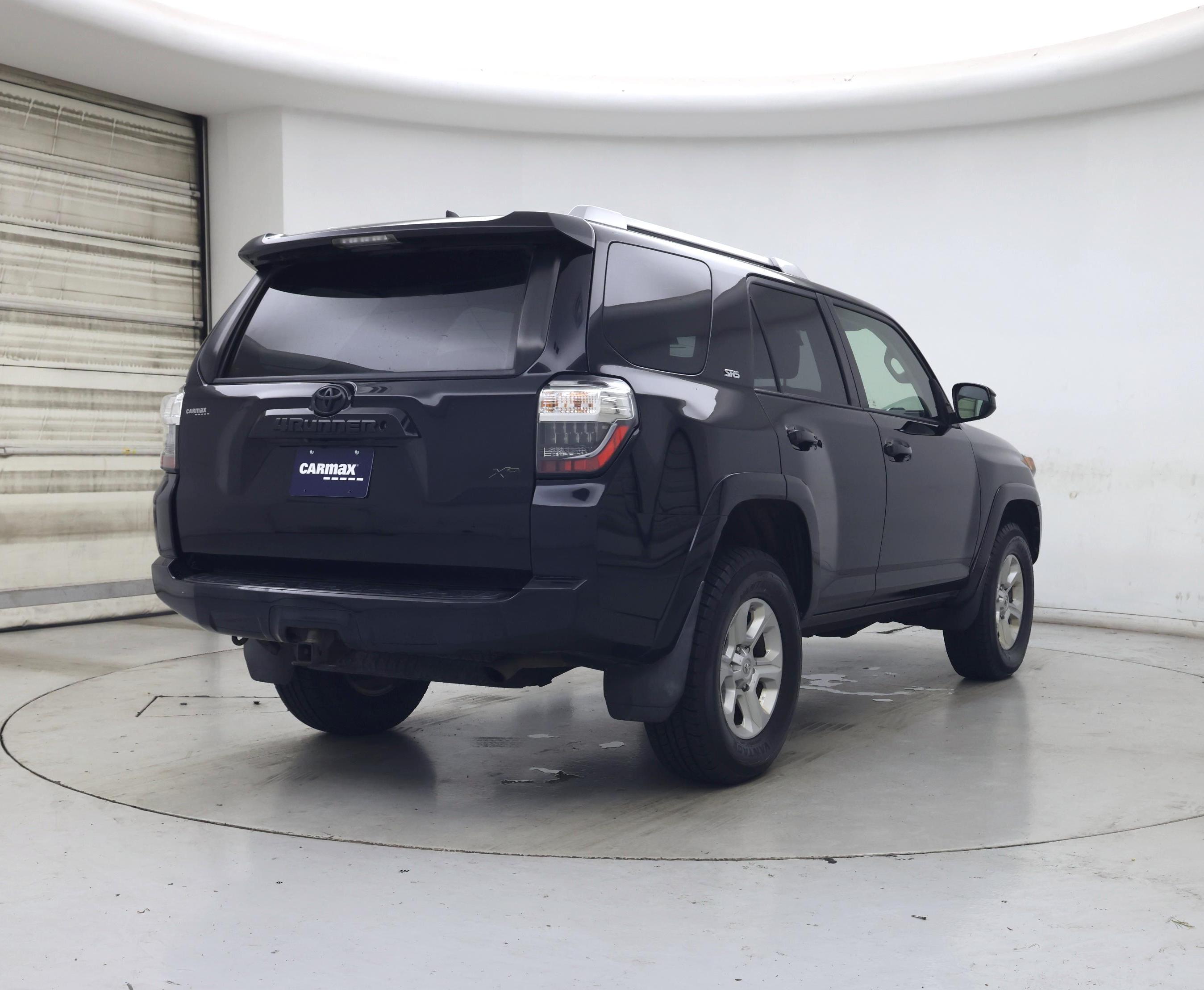 Thumbnail: 2018 Toyota 4Runner - 8