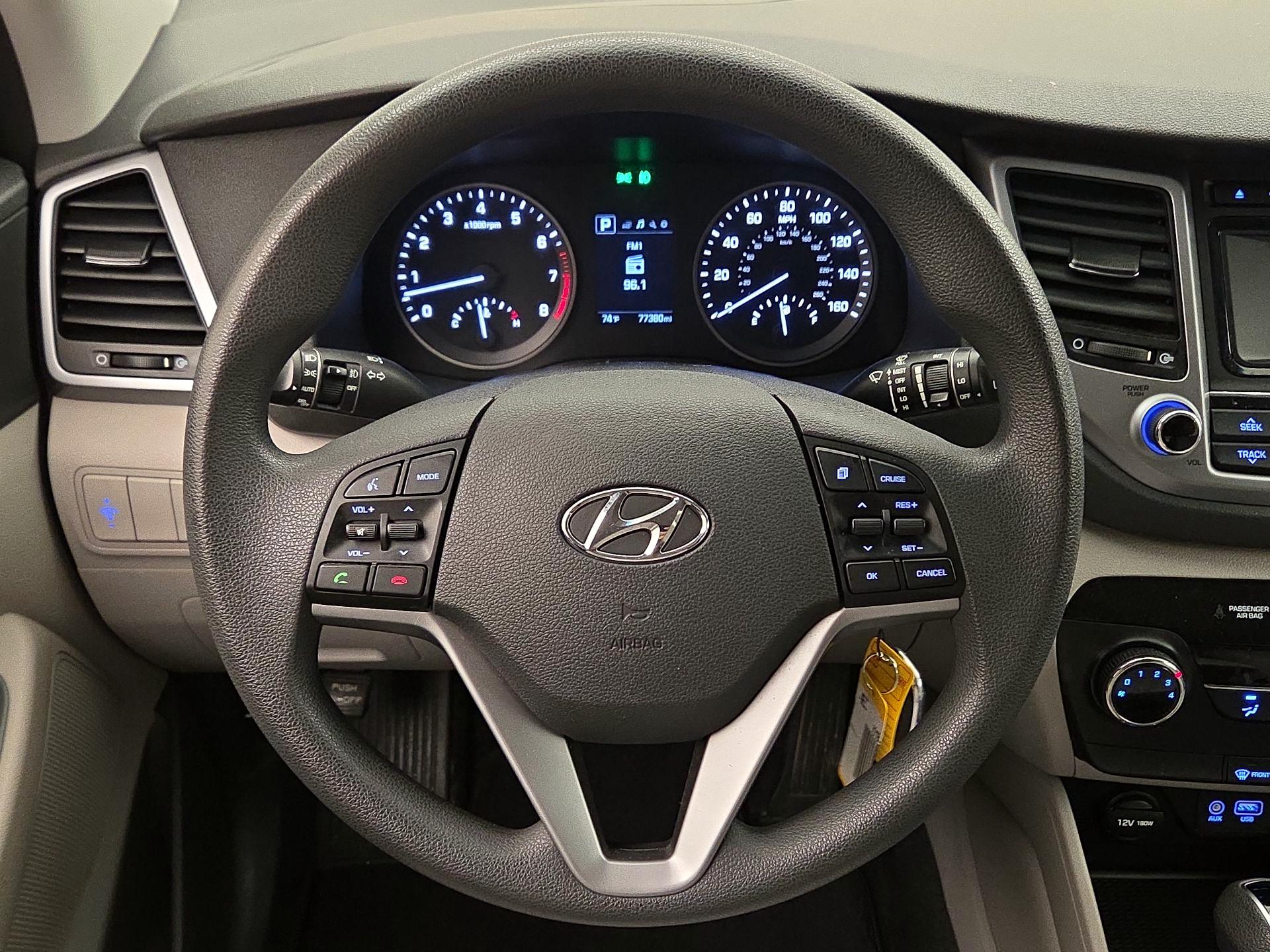 Thumbnail: 2017 Hyundai Tucson - 10