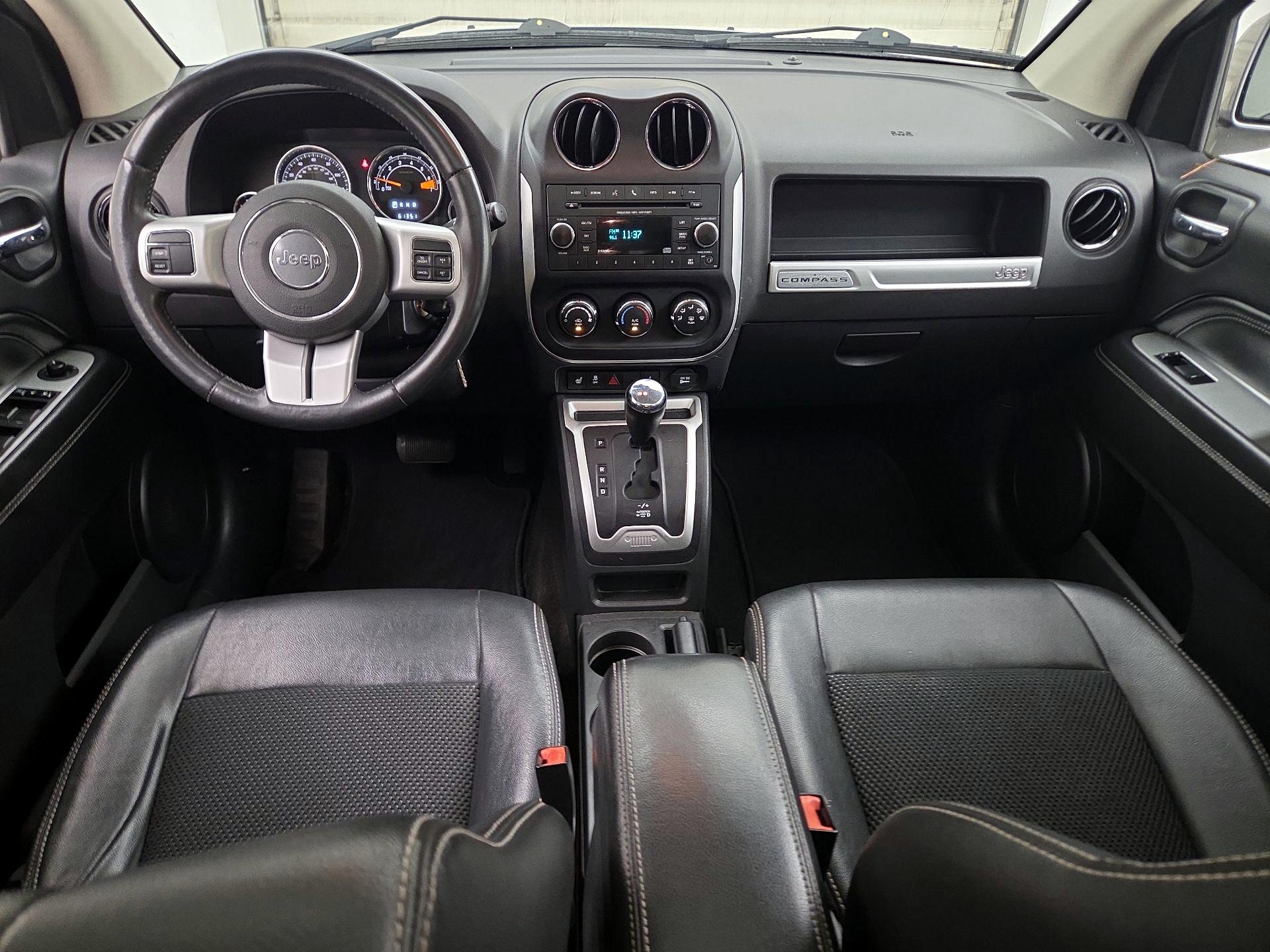 Thumbnail: 2016 Jeep Compass - 9