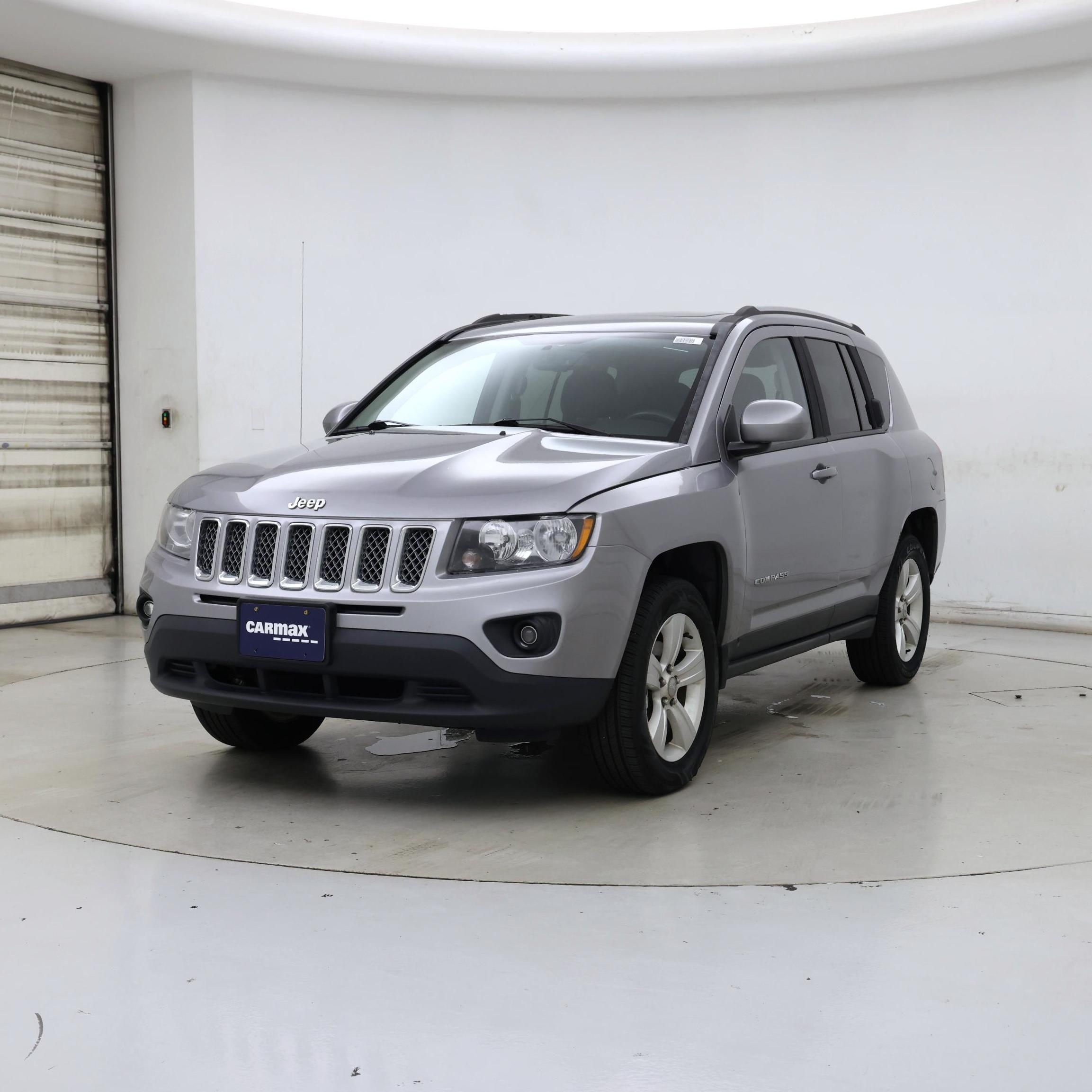 Thumbnail: 2016 Jeep Compass - 4