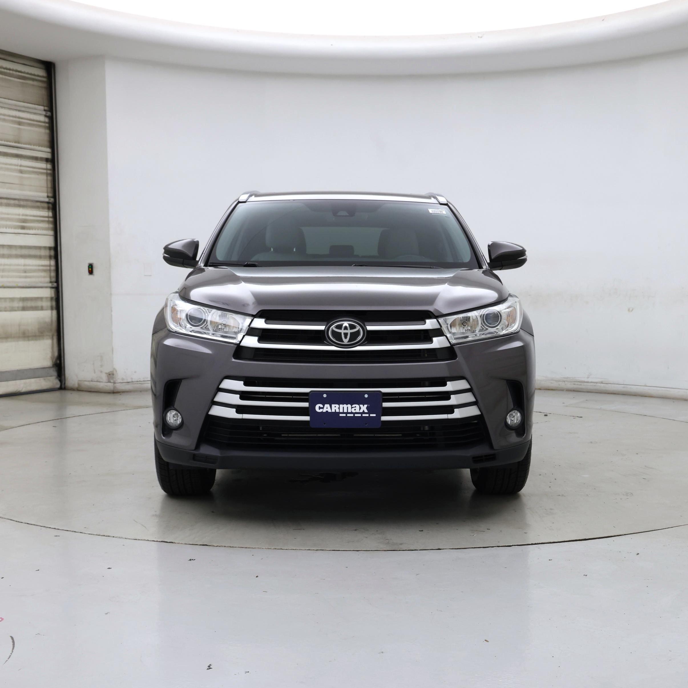 Thumbnail: 2019 Toyota Highlander - 5