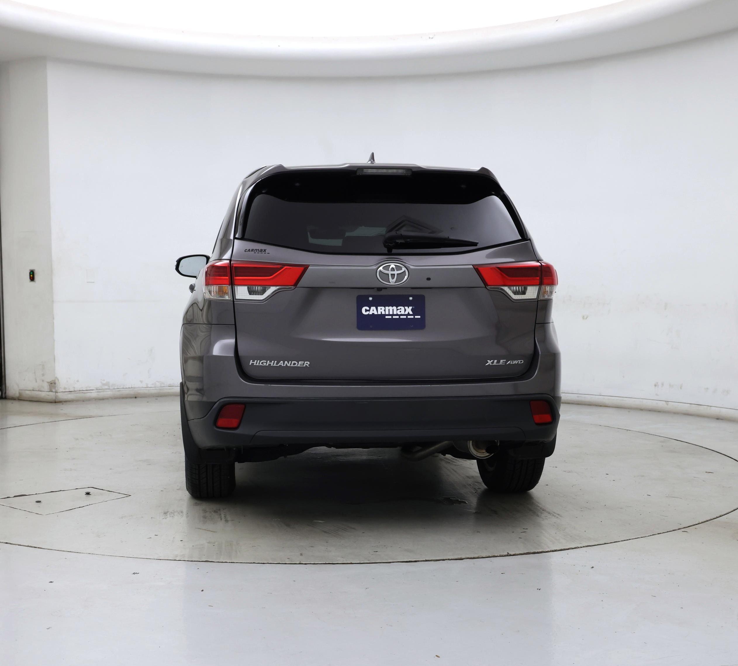 Thumbnail: 2019 Toyota Highlander - 6