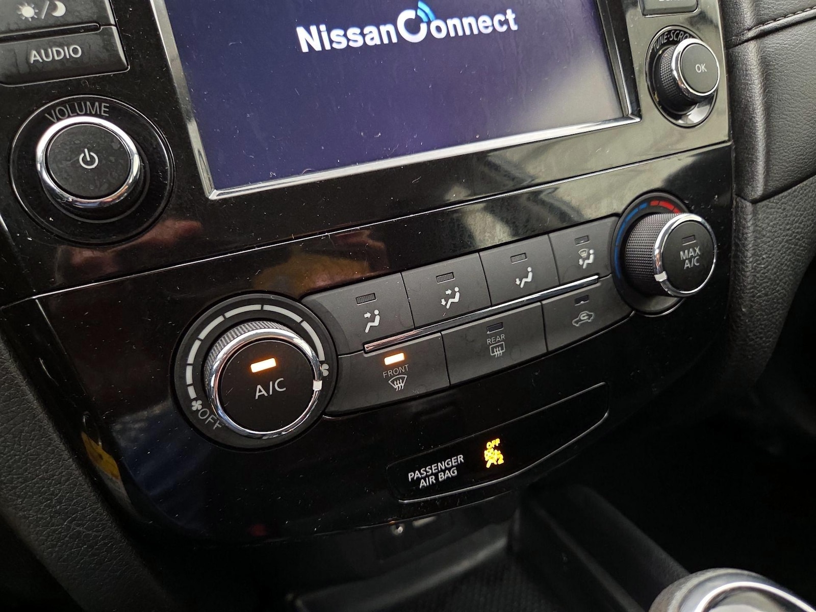 2018 Nissan Rogue S - Photo 17
